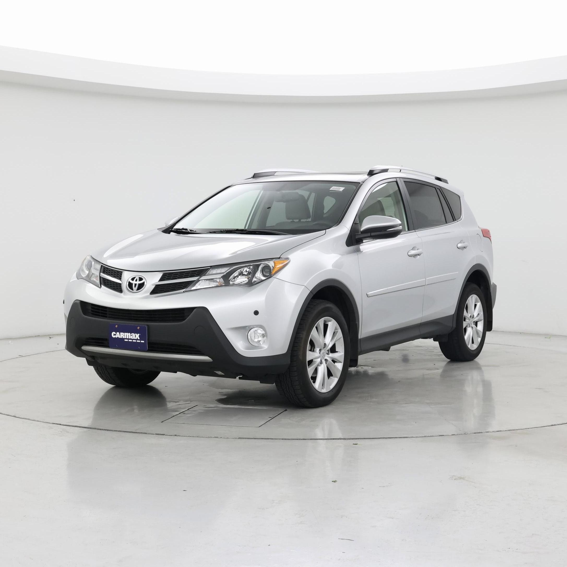 Thumbnail: 2015 Toyota RAV4 - 4
