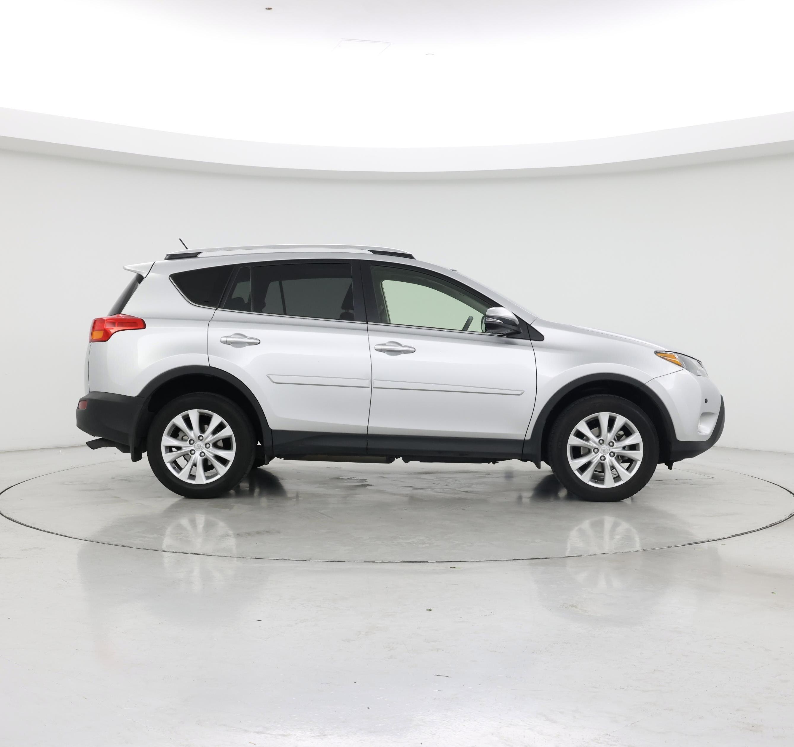Thumbnail: 2015 Toyota RAV4 - 7