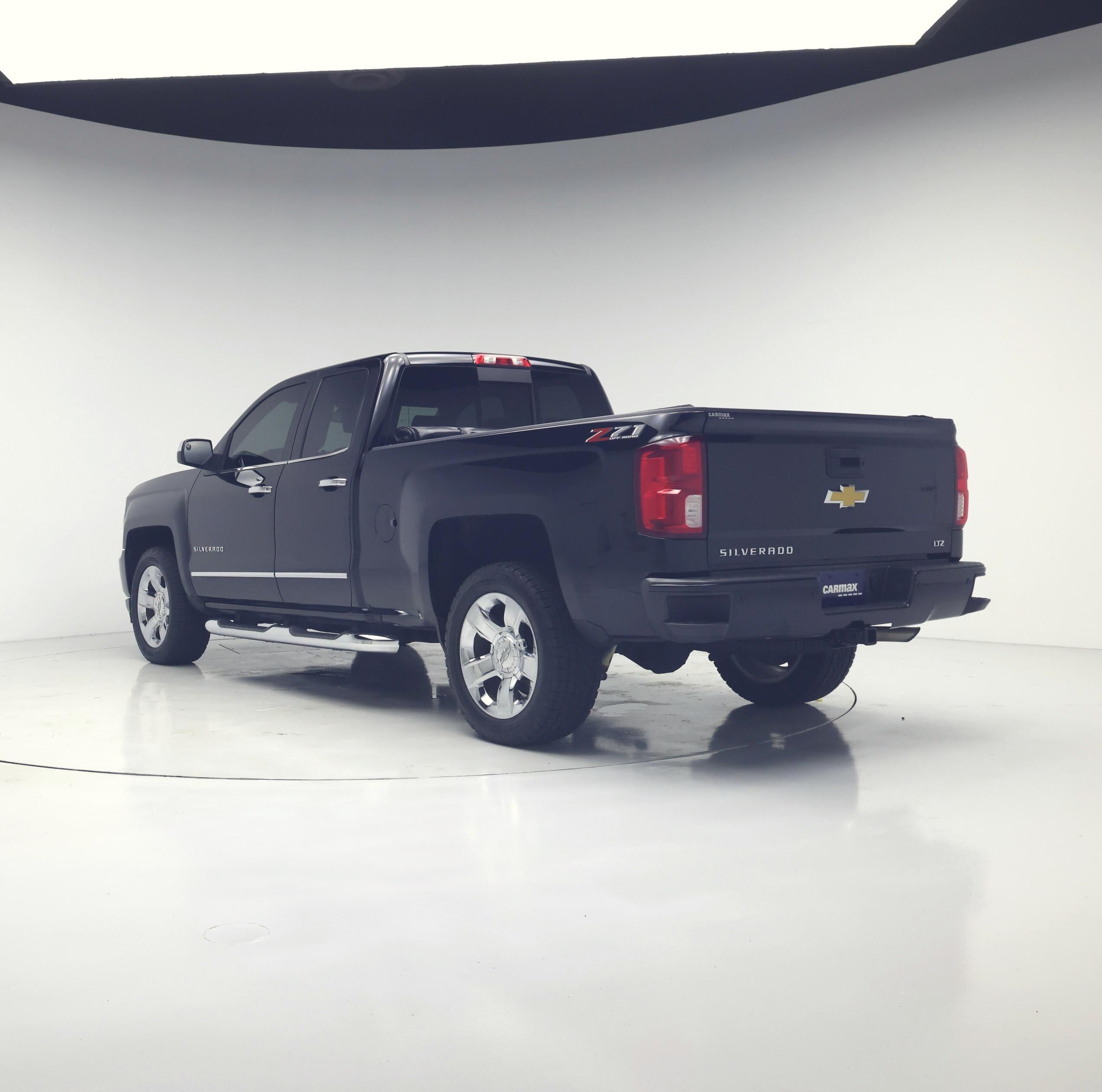 Thumbnail: 2018 Chevrolet Silverado 1500 - 2