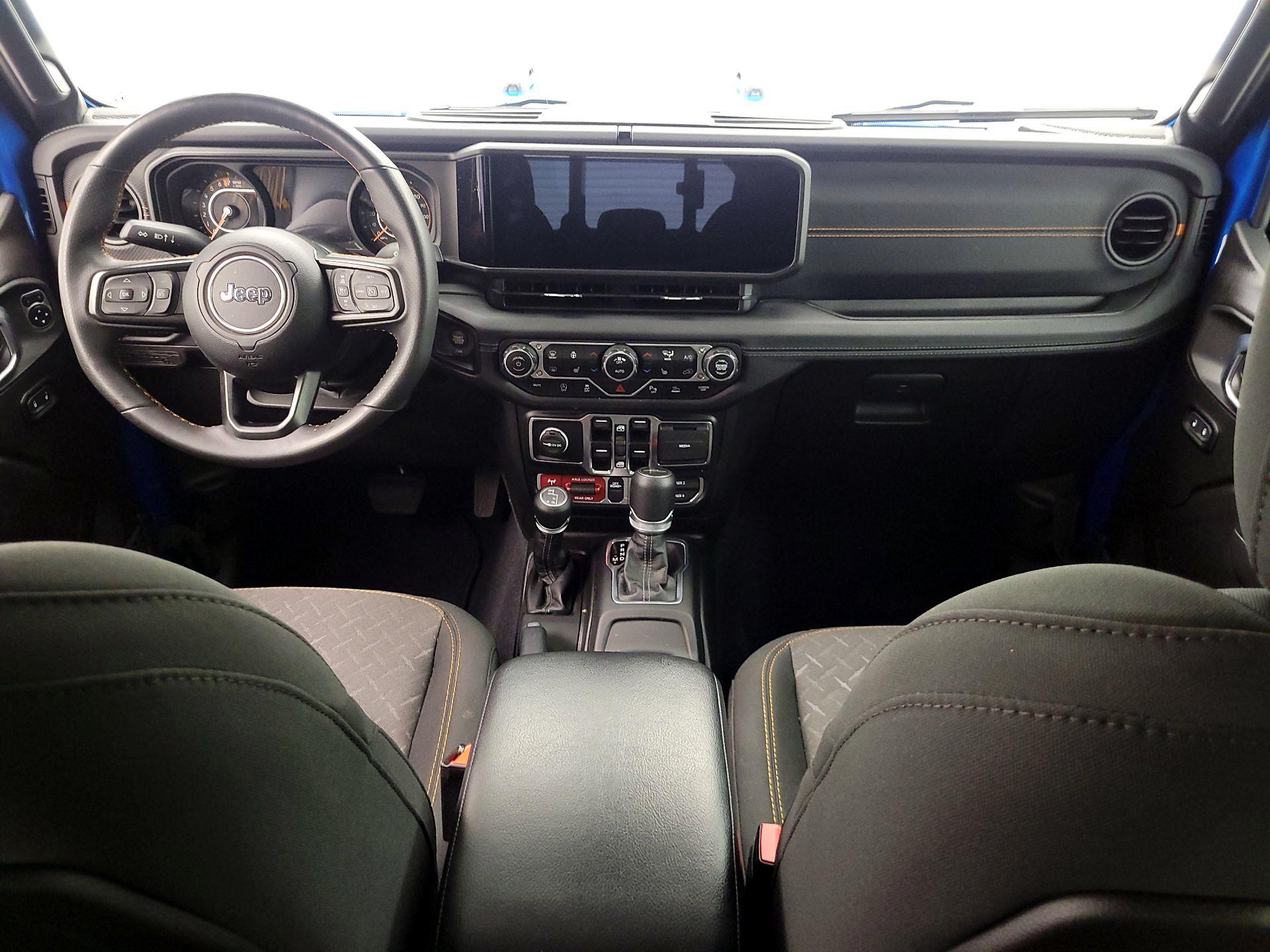 Thumbnail: 2024 Jeep Gladiator - 9