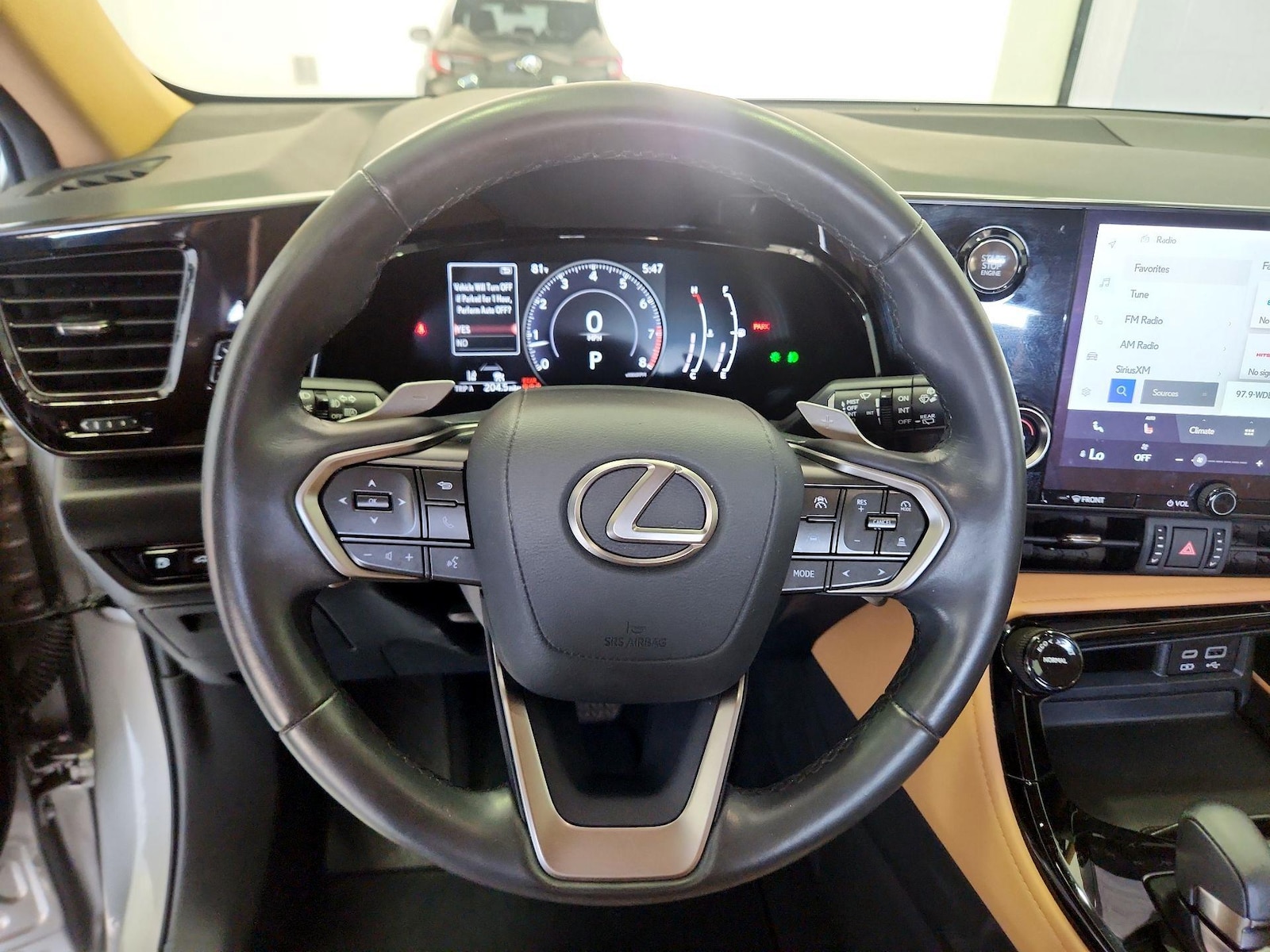 2024 Lexus NX 250 - Photo 11