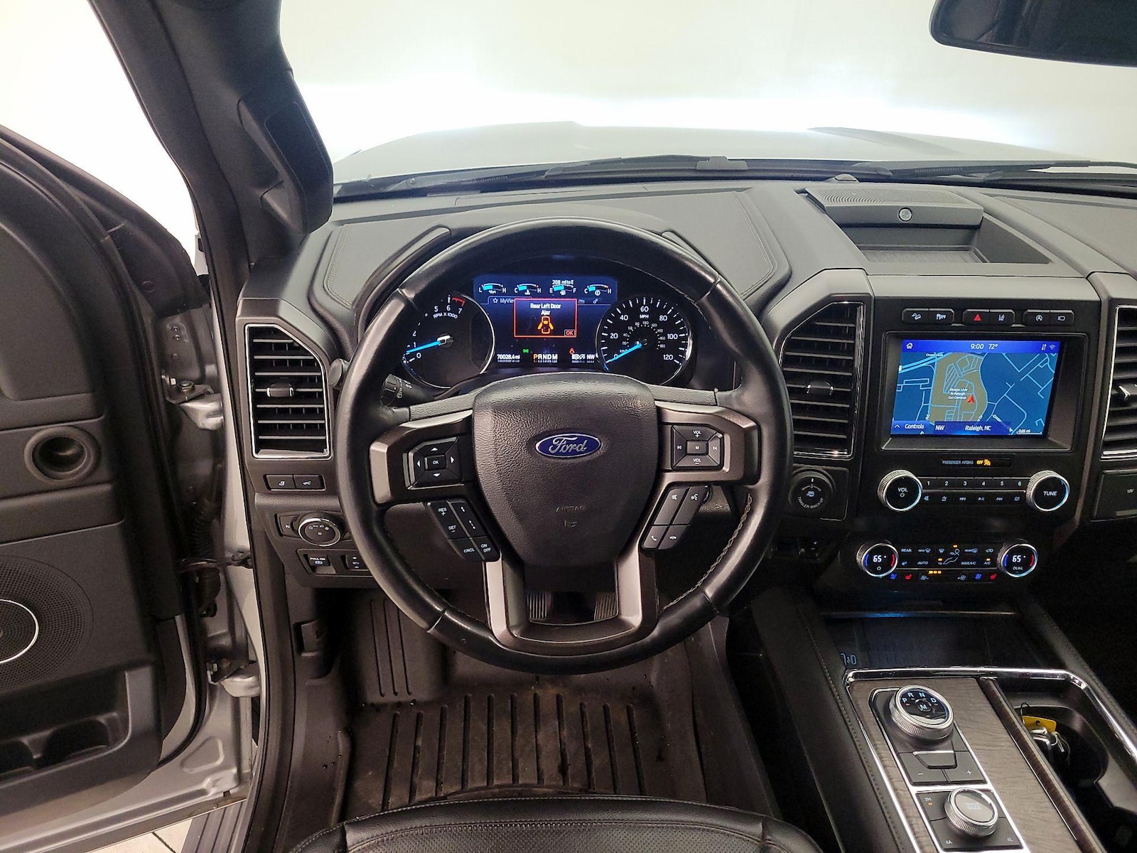 Photo 9