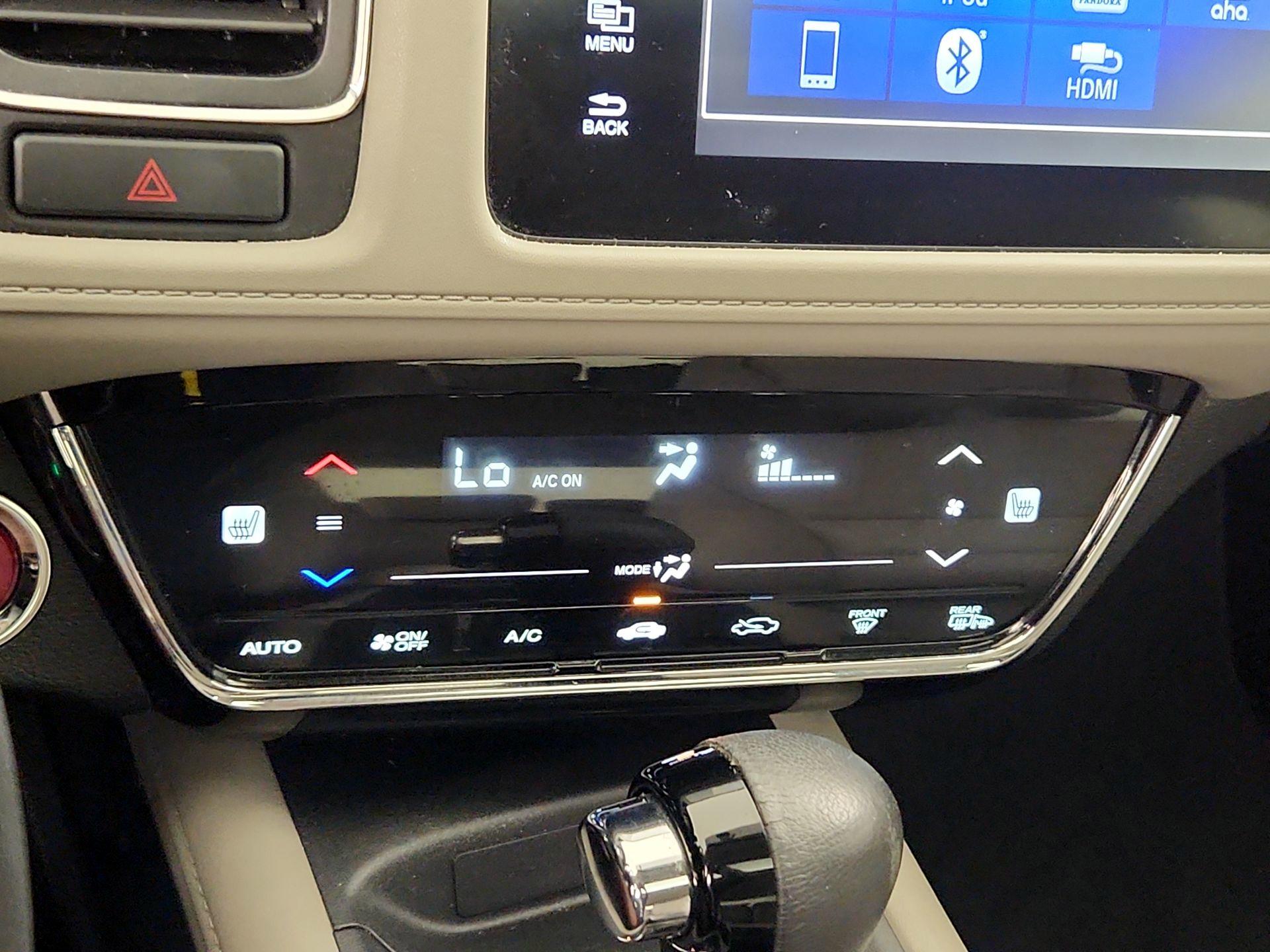 Thumbnail: 2016 Honda HR-V - 17