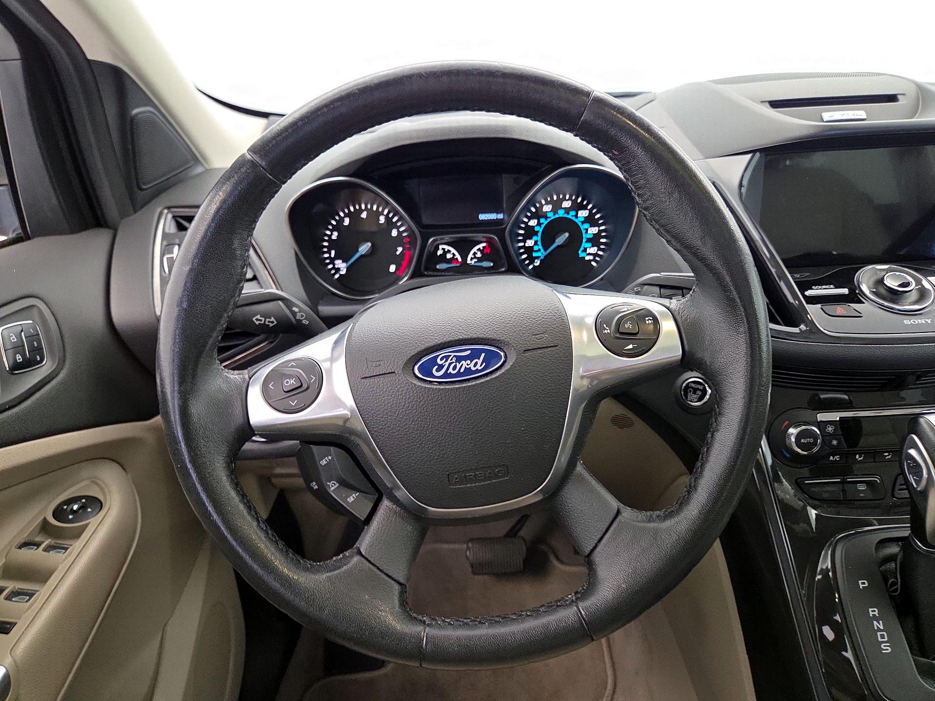 Thumbnail: 2016 Ford Escape - 10