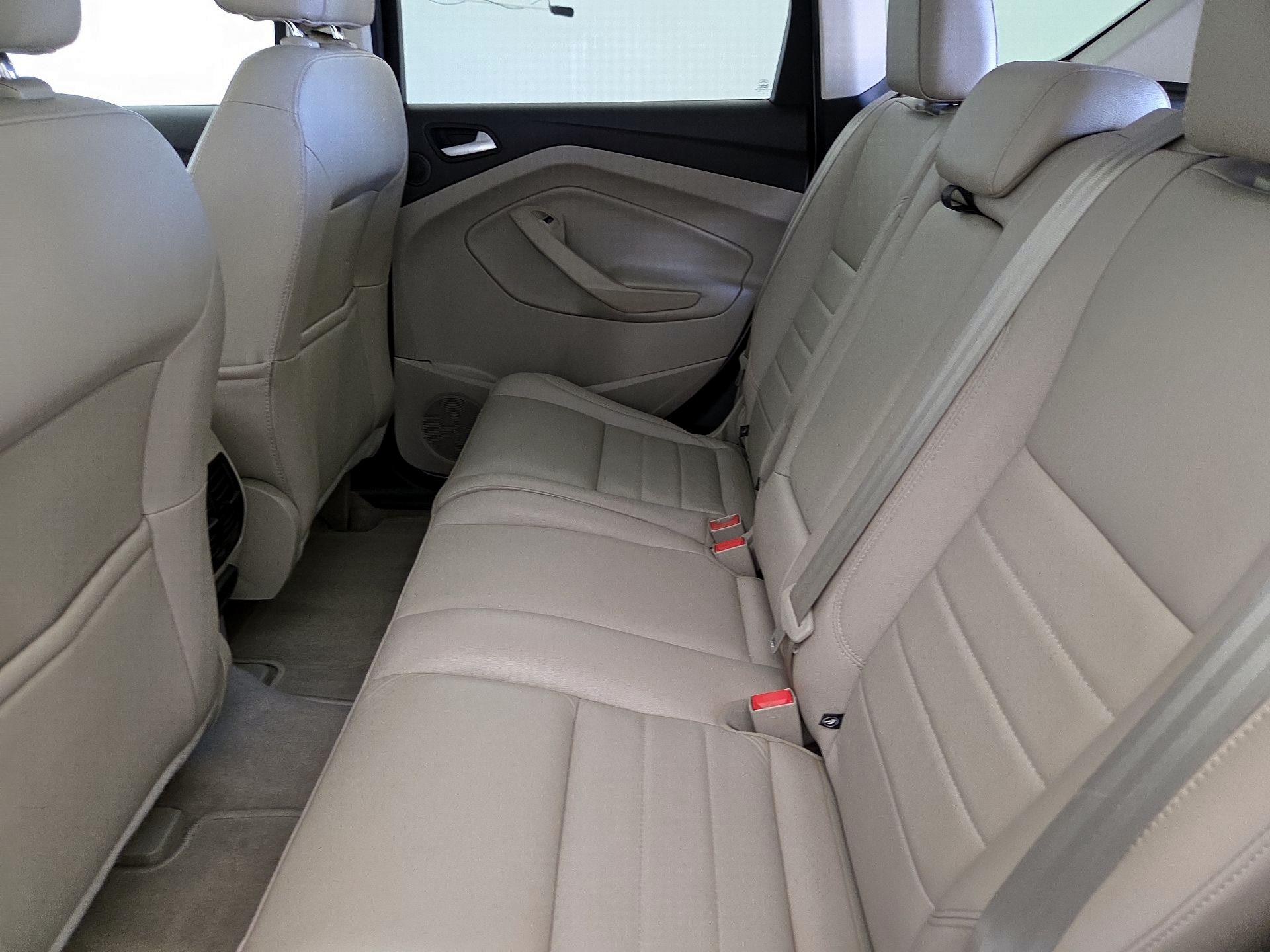 Thumbnail: 2016 Ford Escape - 20