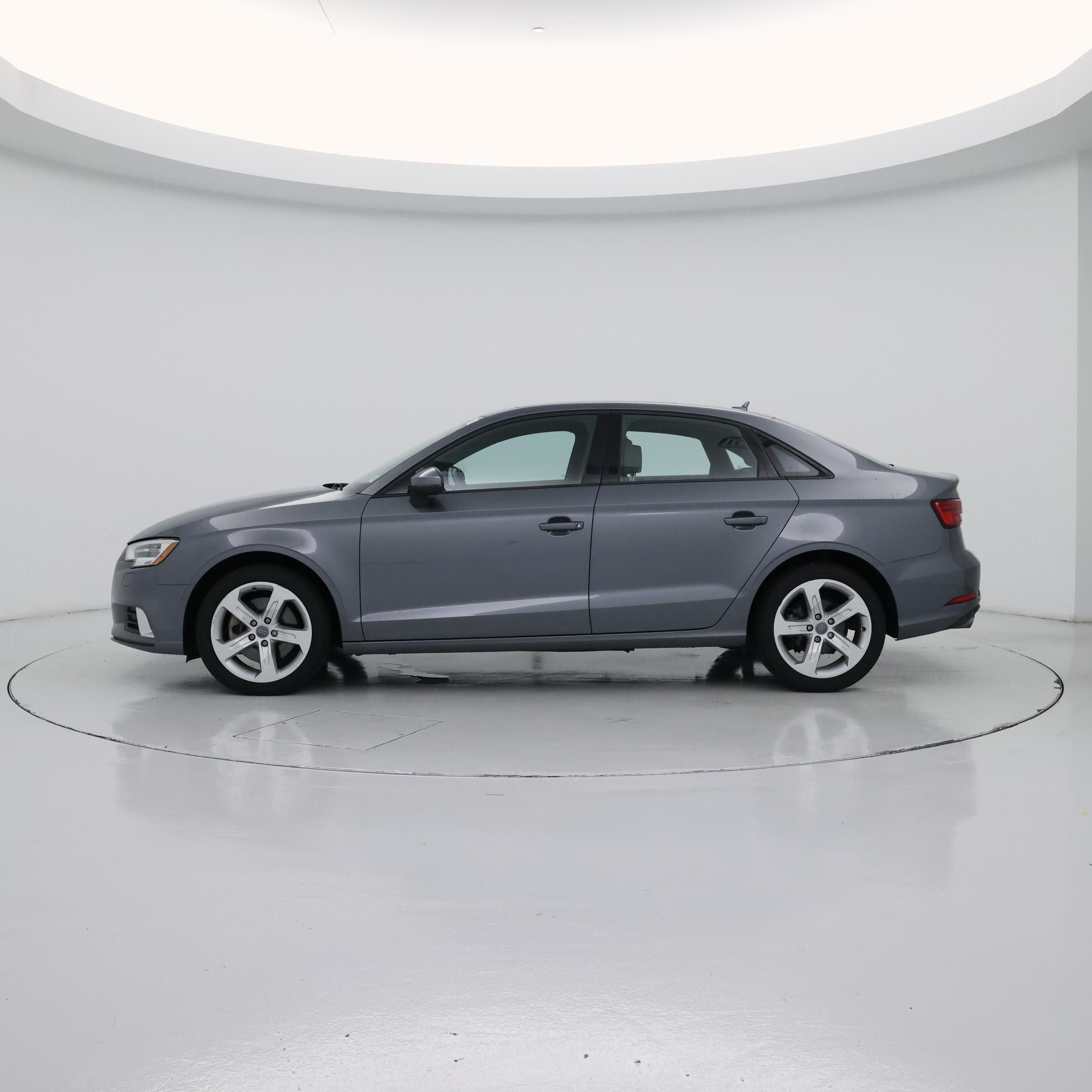 Thumbnail: 2017 Audi A3 - 3