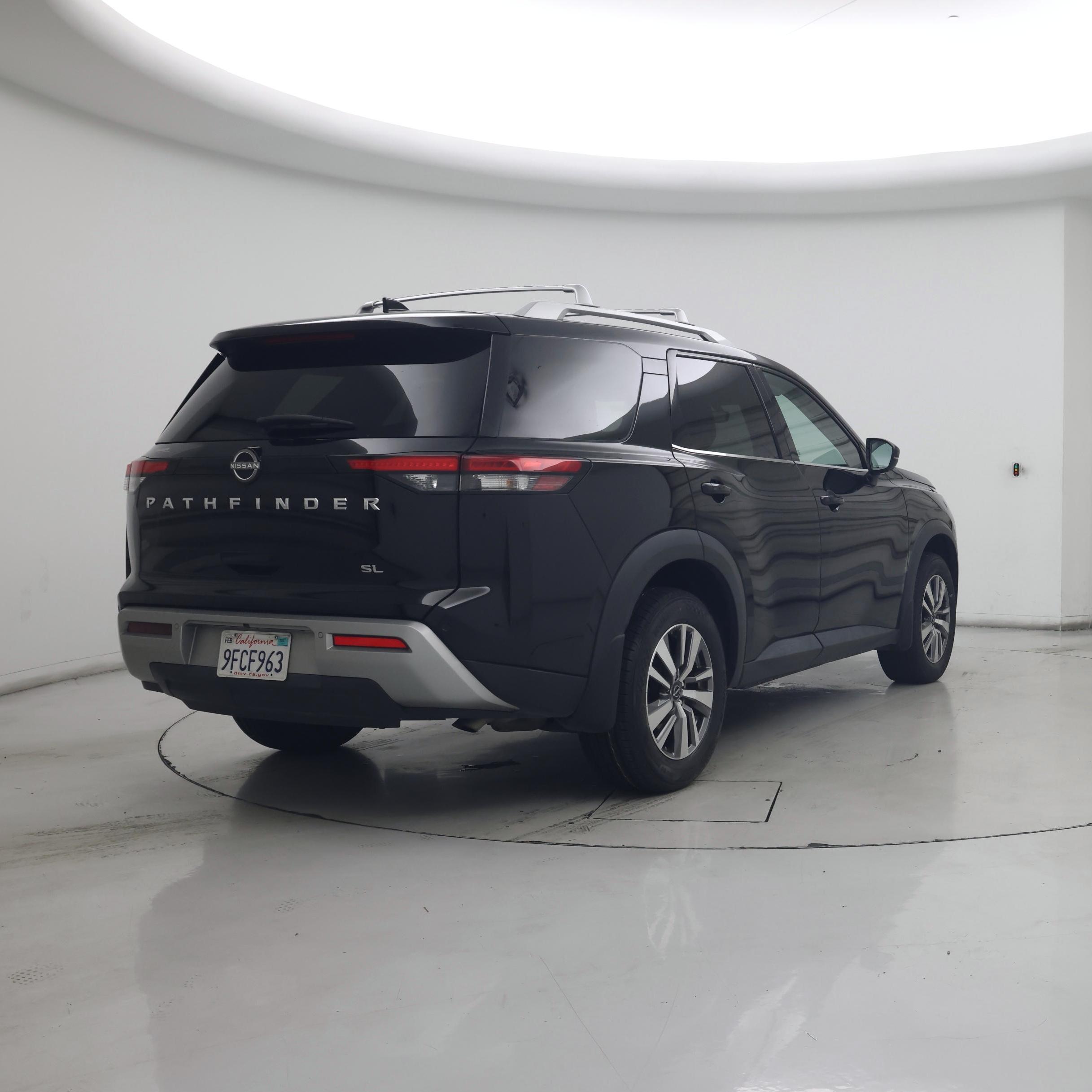 Thumbnail: 2023 Nissan Pathfinder - 8
