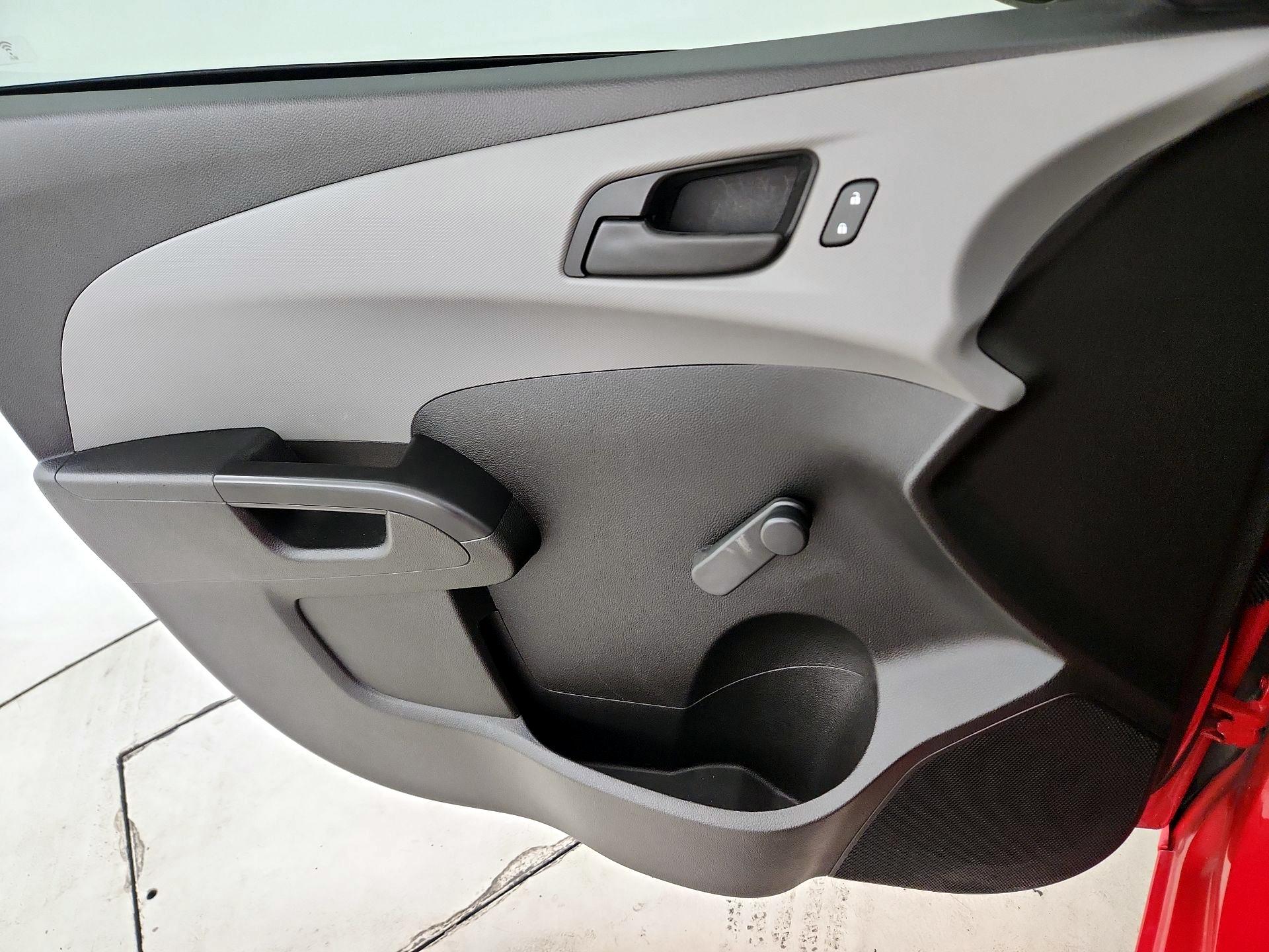 Thumbnail: 2020 Chevrolet Sonic - 12