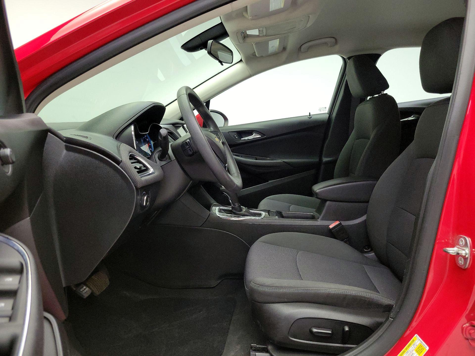 Thumbnail: 2017 Chevrolet Cruze - 11