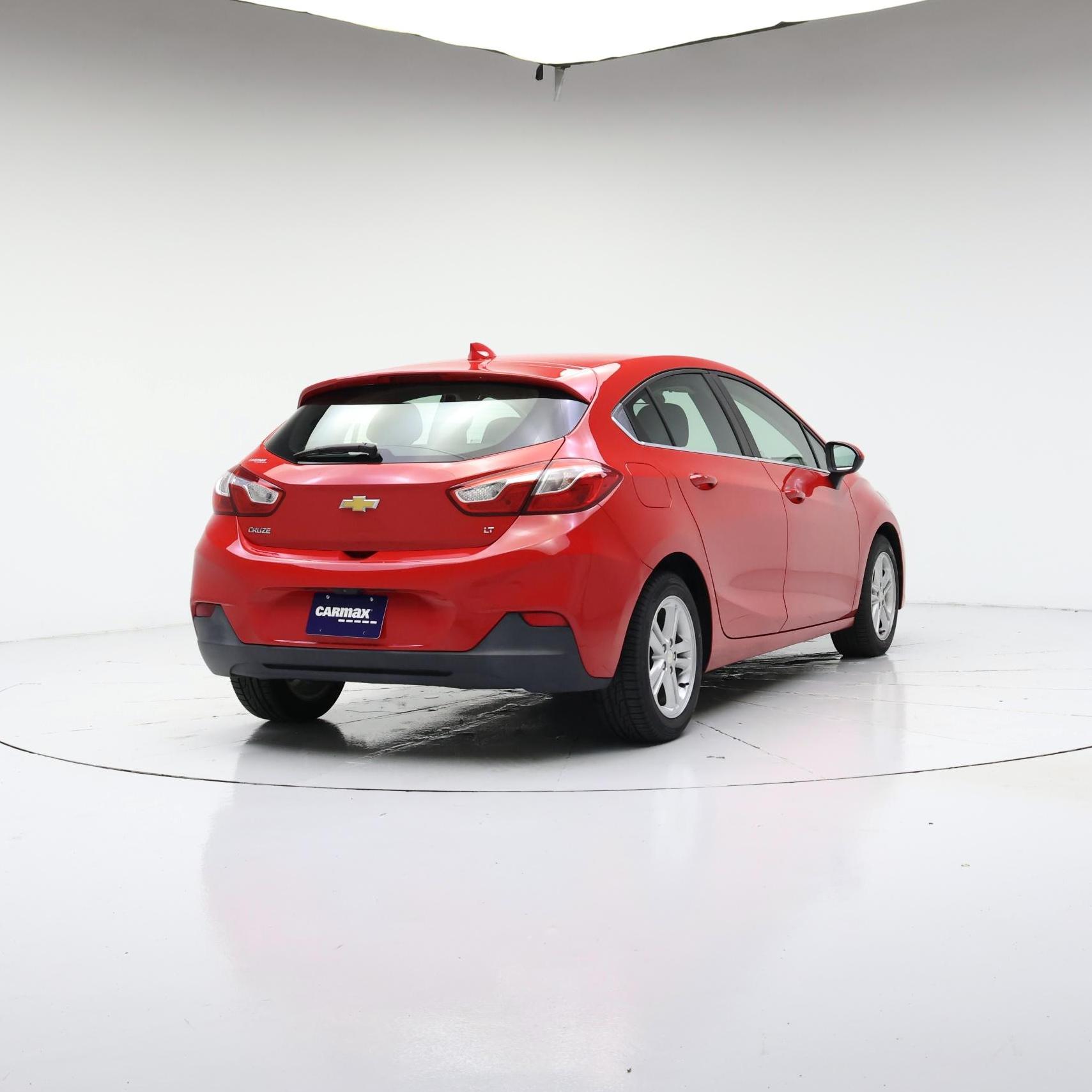 Thumbnail: 2017 Chevrolet Cruze - 4