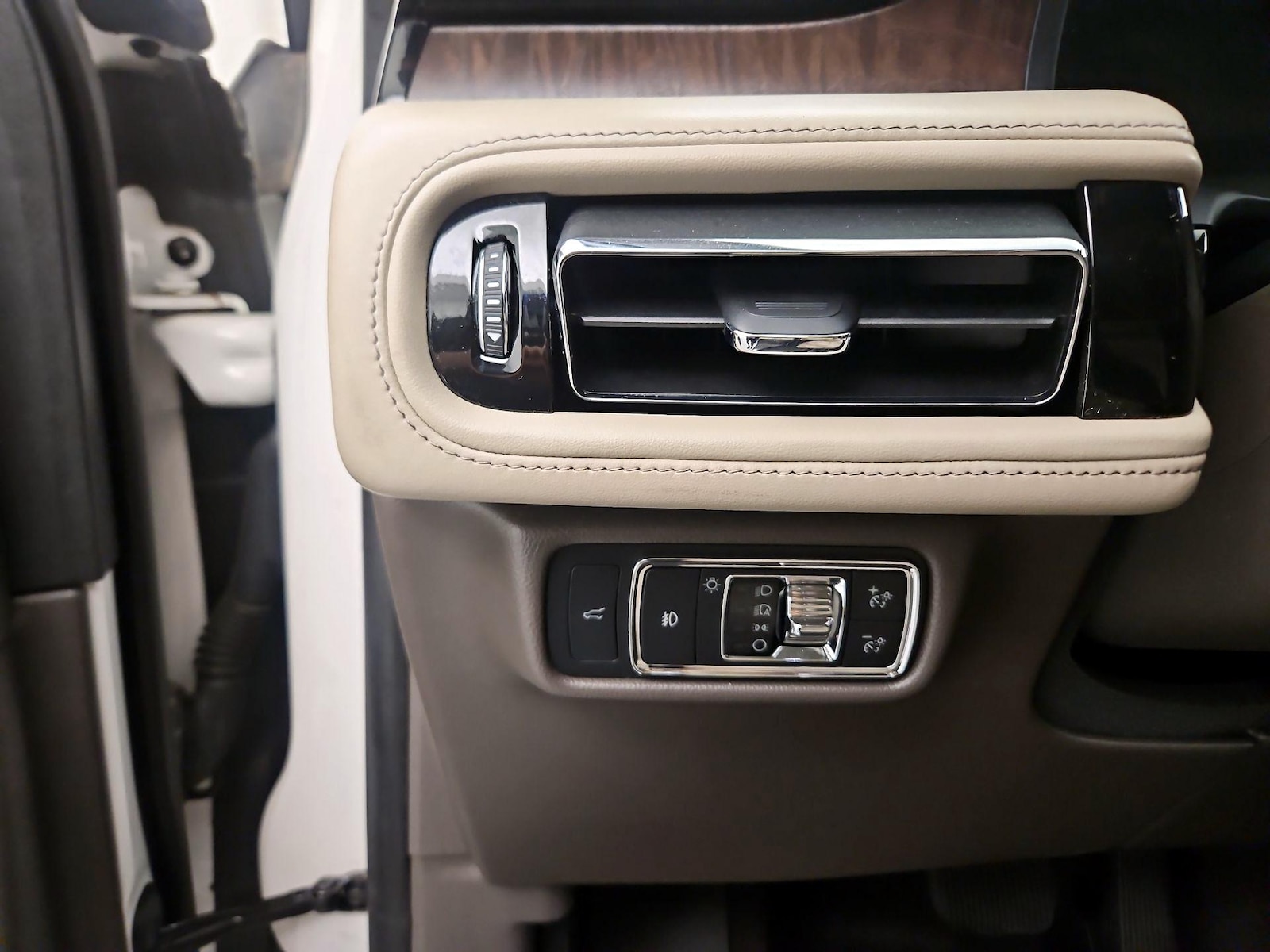 2020 Lincoln Aviator Reserve - Photo 14