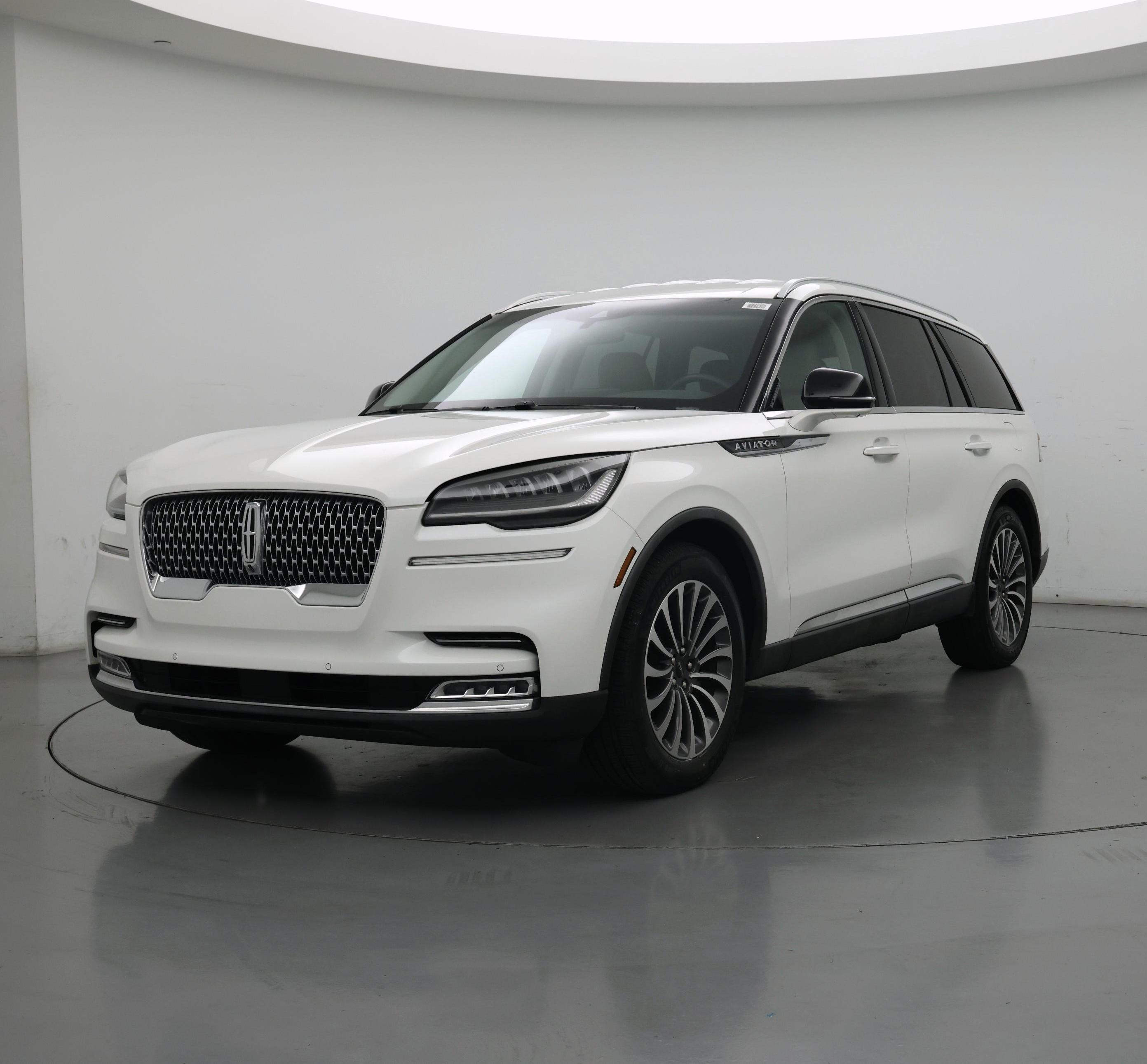 Thumbnail: 2020 Lincoln Aviator - 4