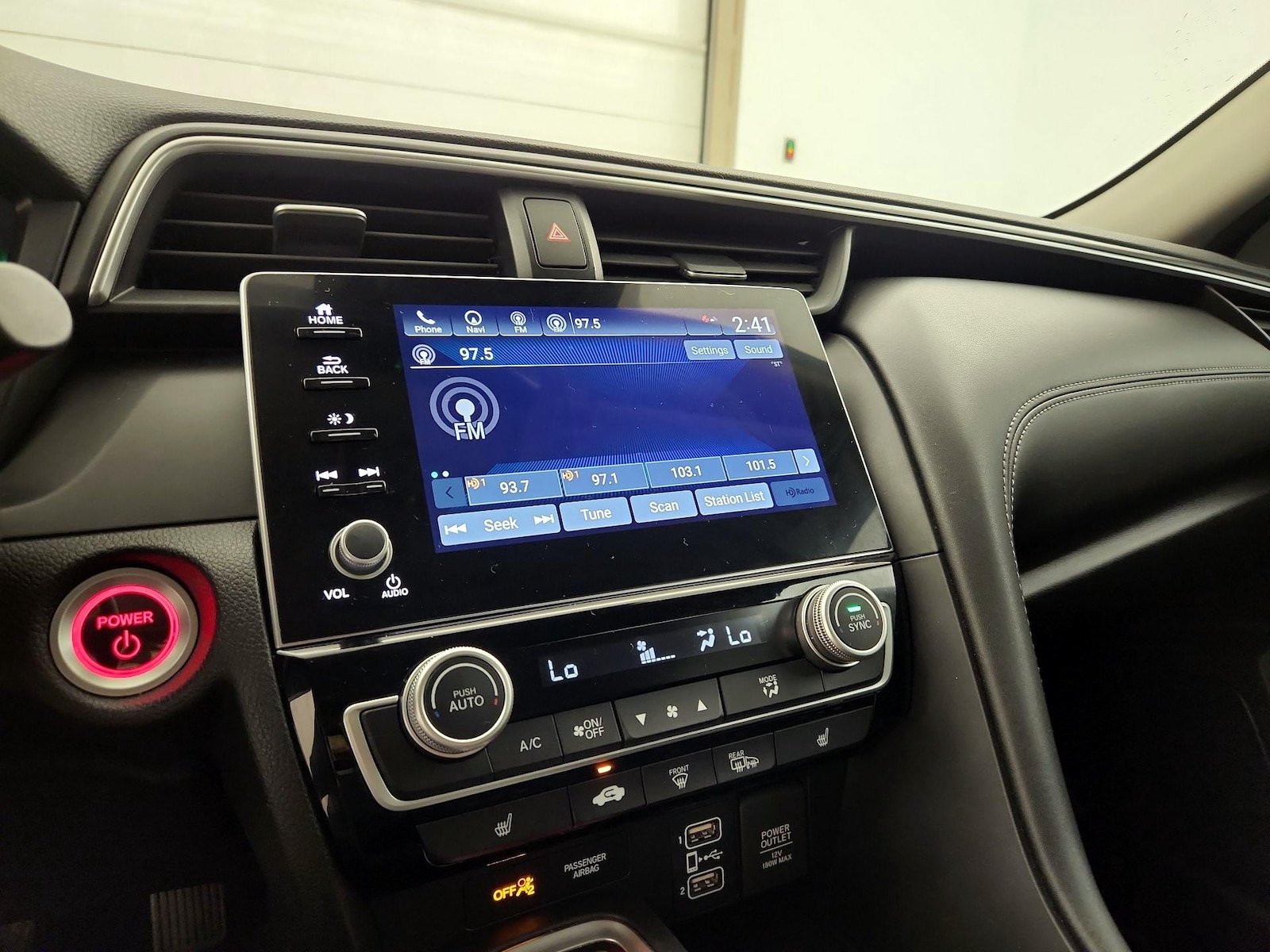 2022 Honda Insight Touring - Photo 15