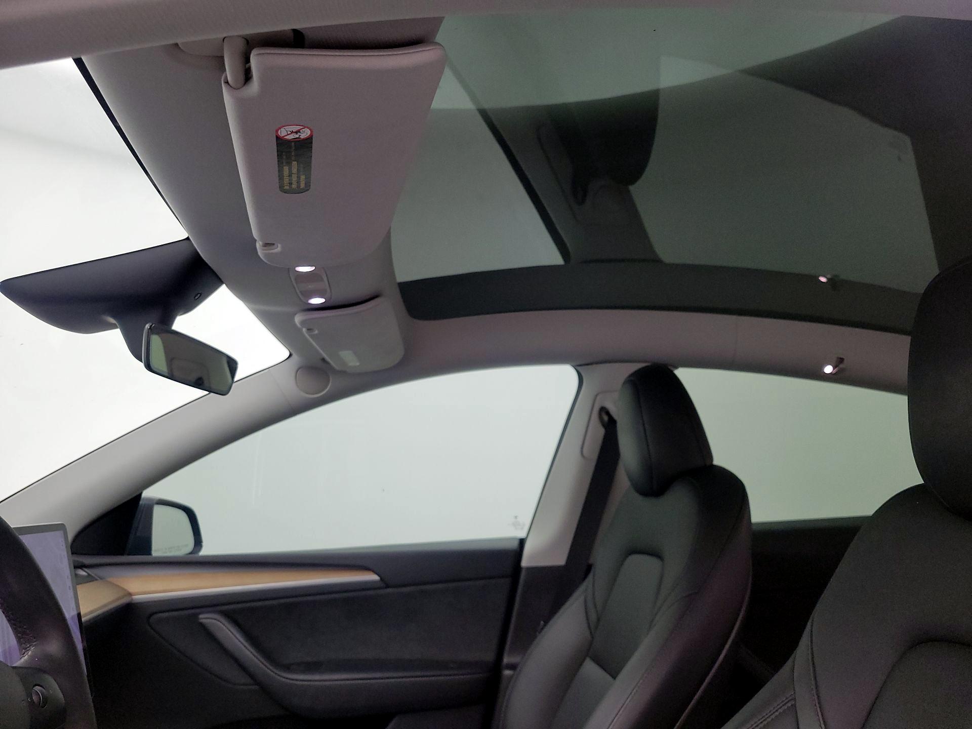 Thumbnail: 2023 Tesla Model Y - 18