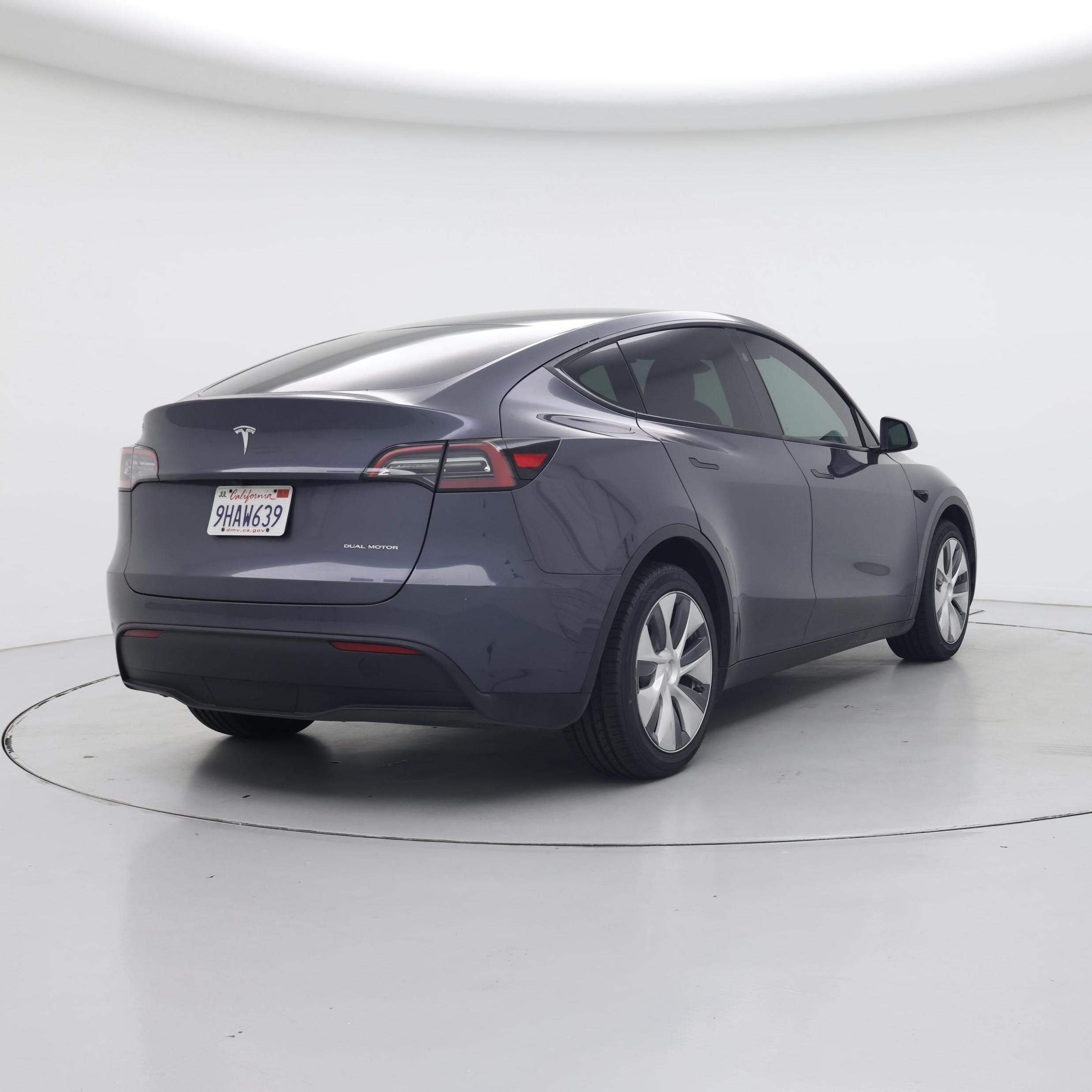 Thumbnail: 2023 Tesla Model Y - 8
