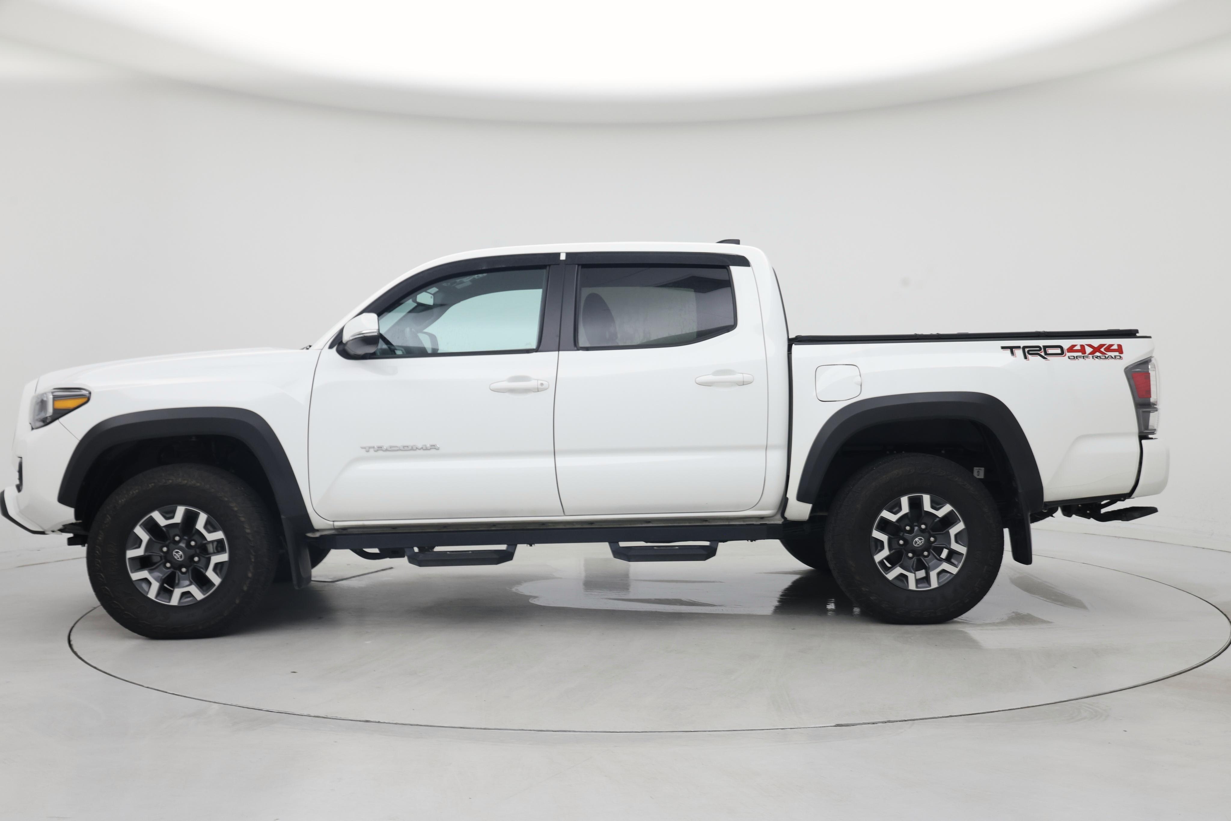 Thumbnail: 2023 Toyota Tacoma - 3
