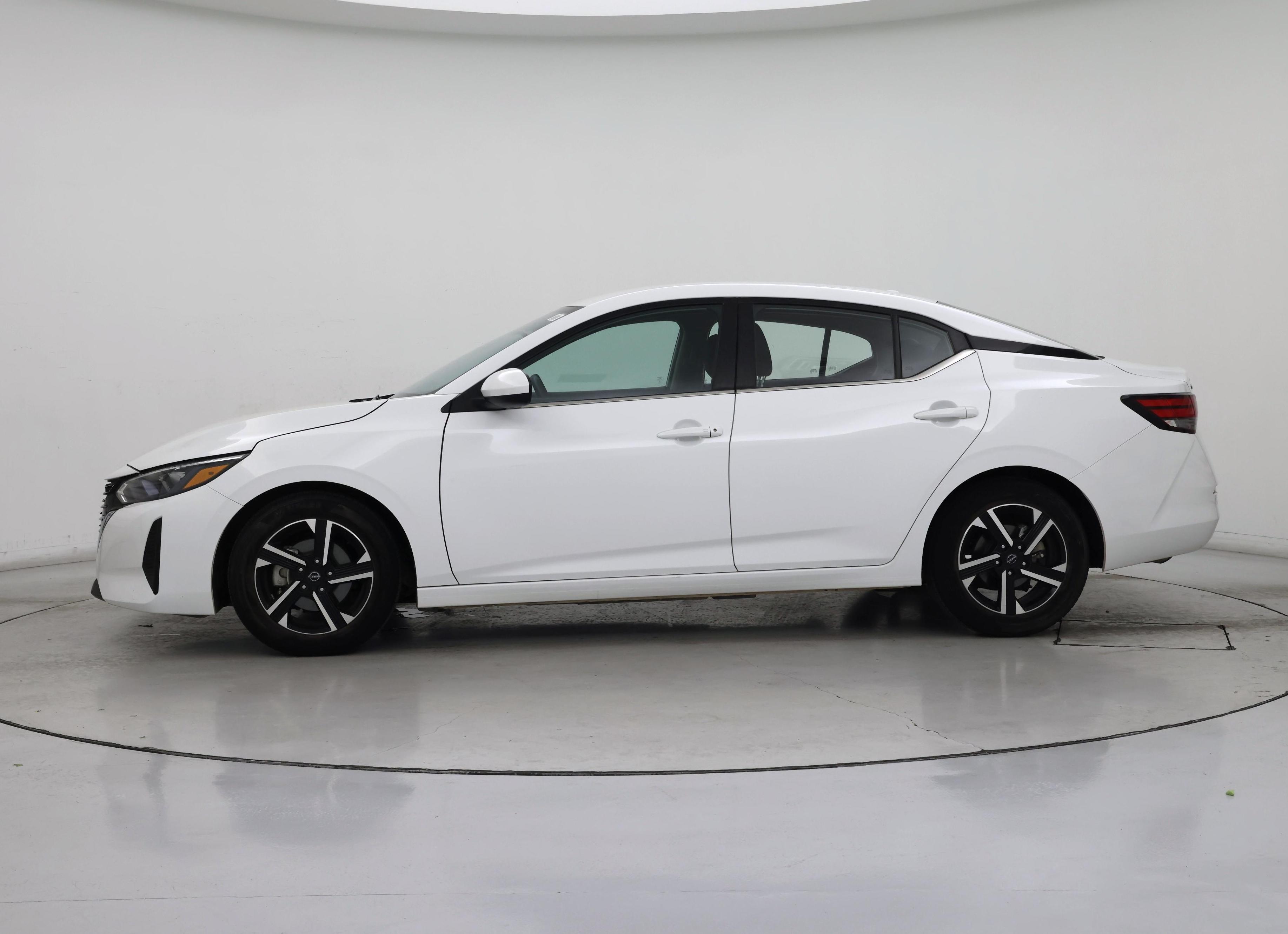 Thumbnail: 2024 Nissan Sentra - 3