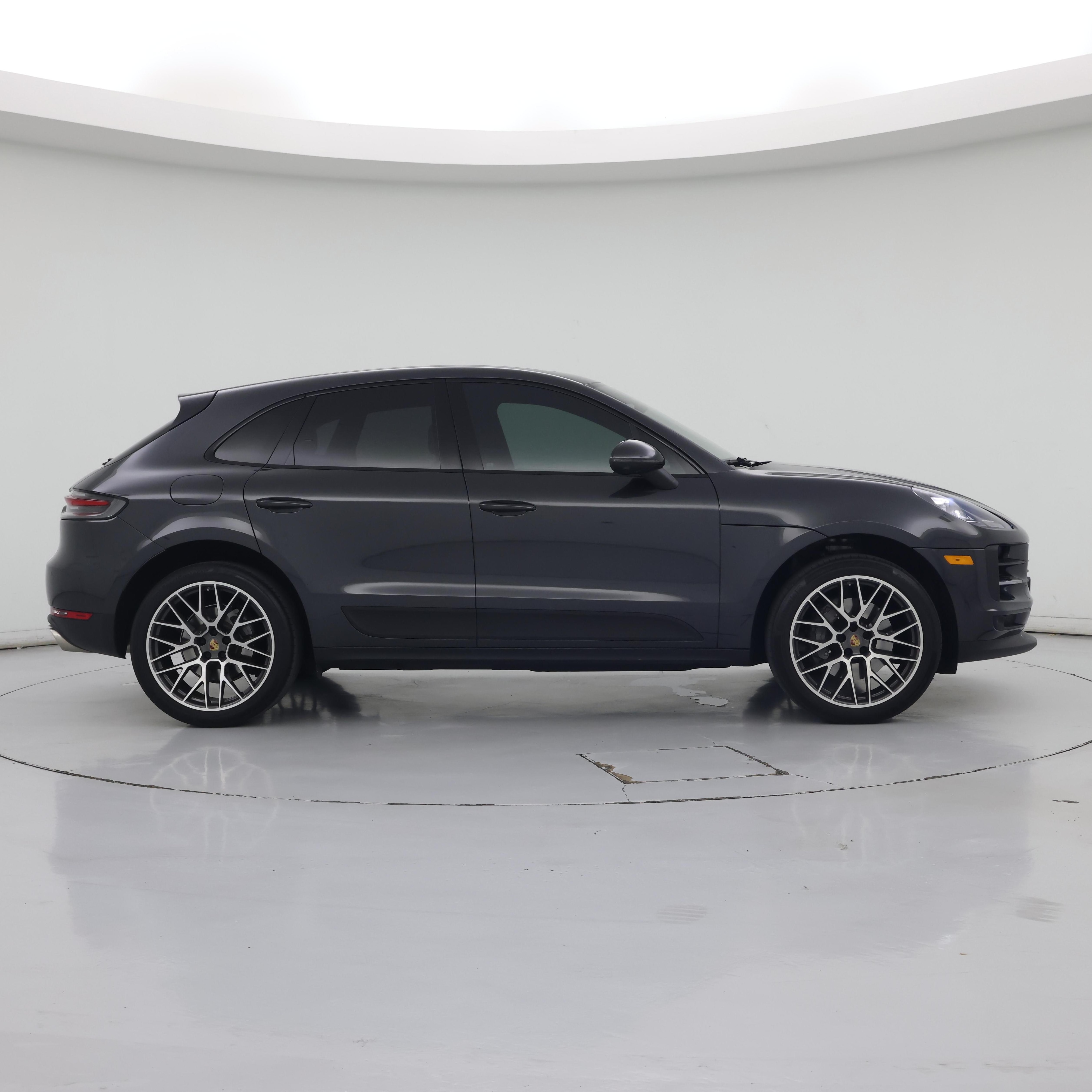Thumbnail: 2021 Porsche Macan - 7