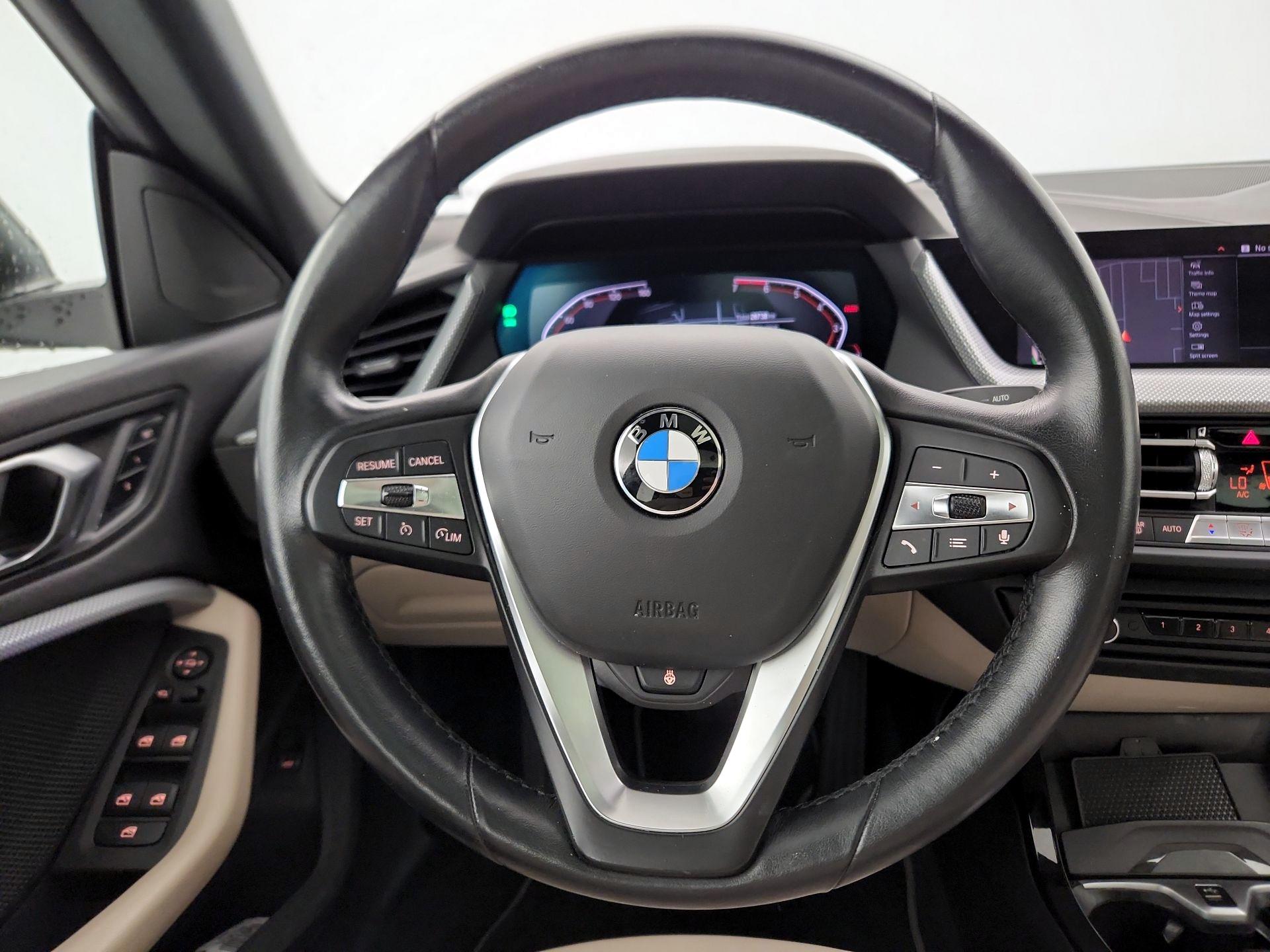 Thumbnail: 2023 BMW 2 Series - 10