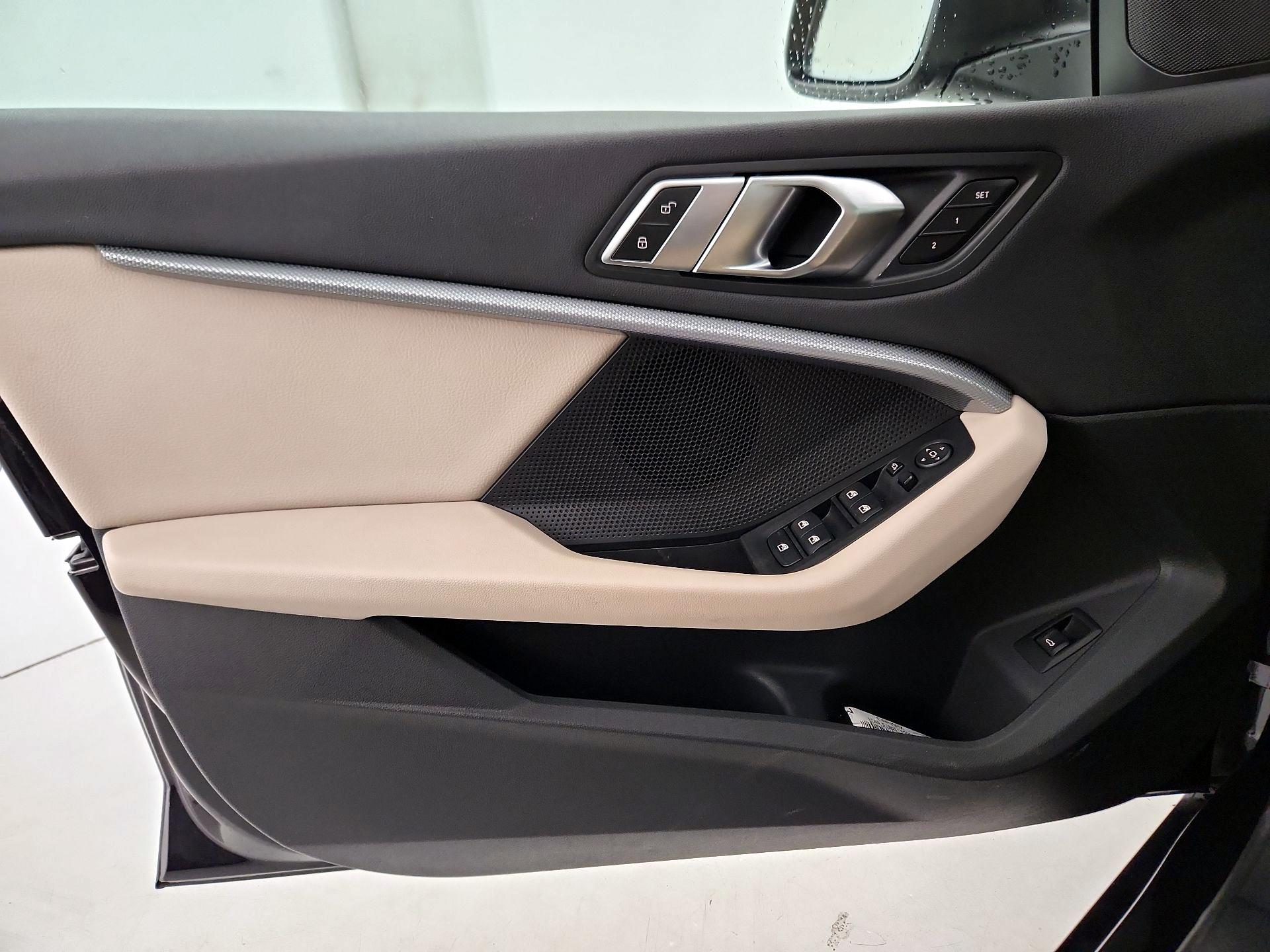 Thumbnail: 2023 BMW 2 Series - 12