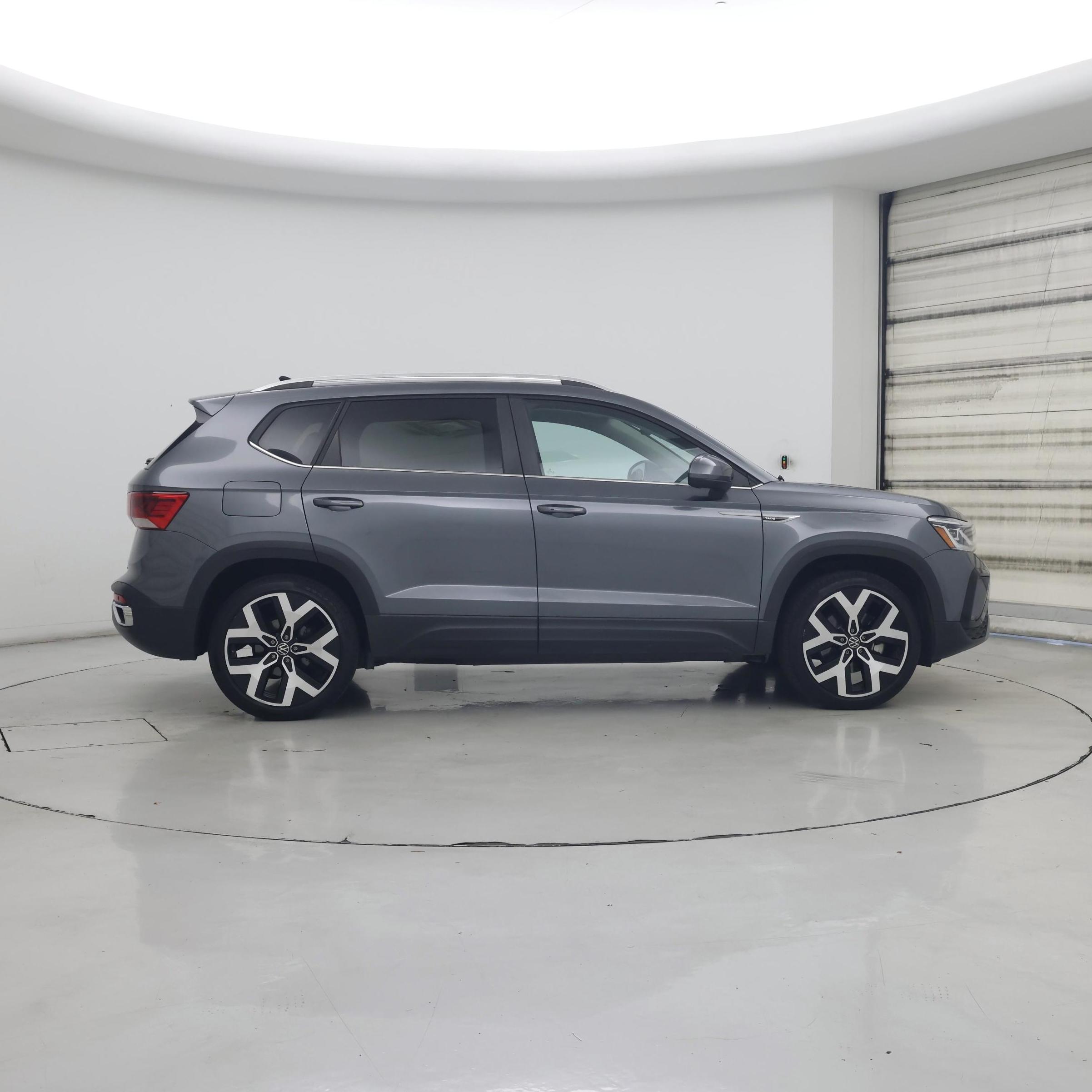Thumbnail: 2022 Volkswagen Taos - 7