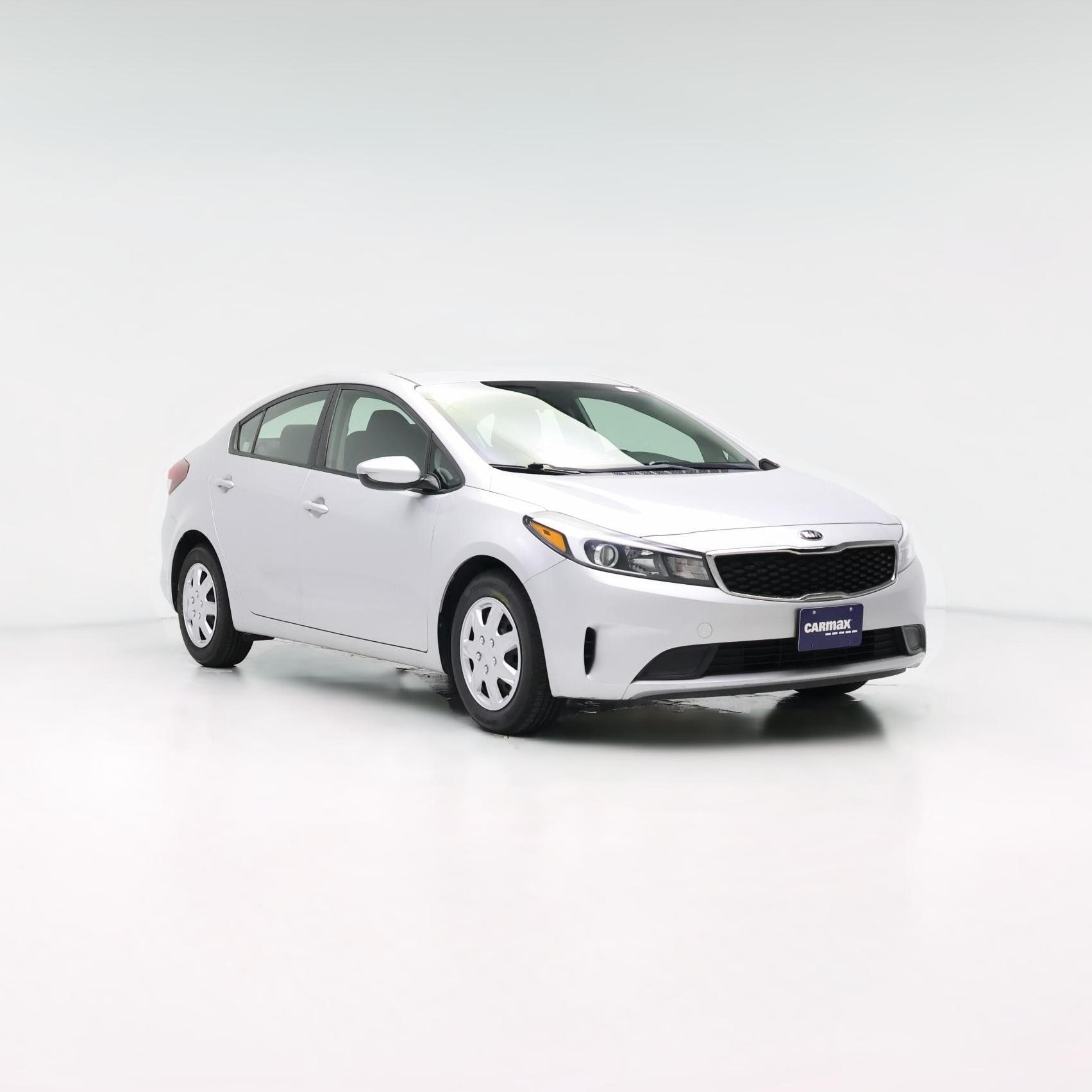 Thumbnail: 2017 Kia Forte - 1