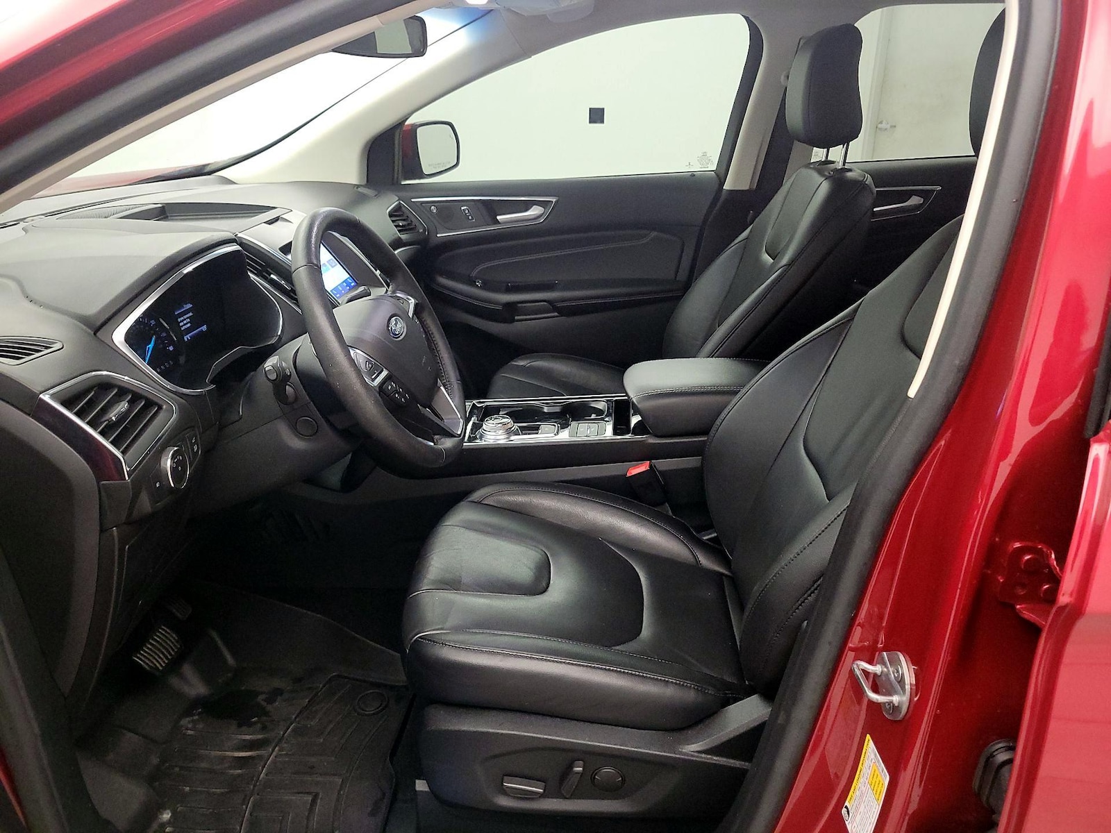 2020 Ford Edge Titanium - Photo 10