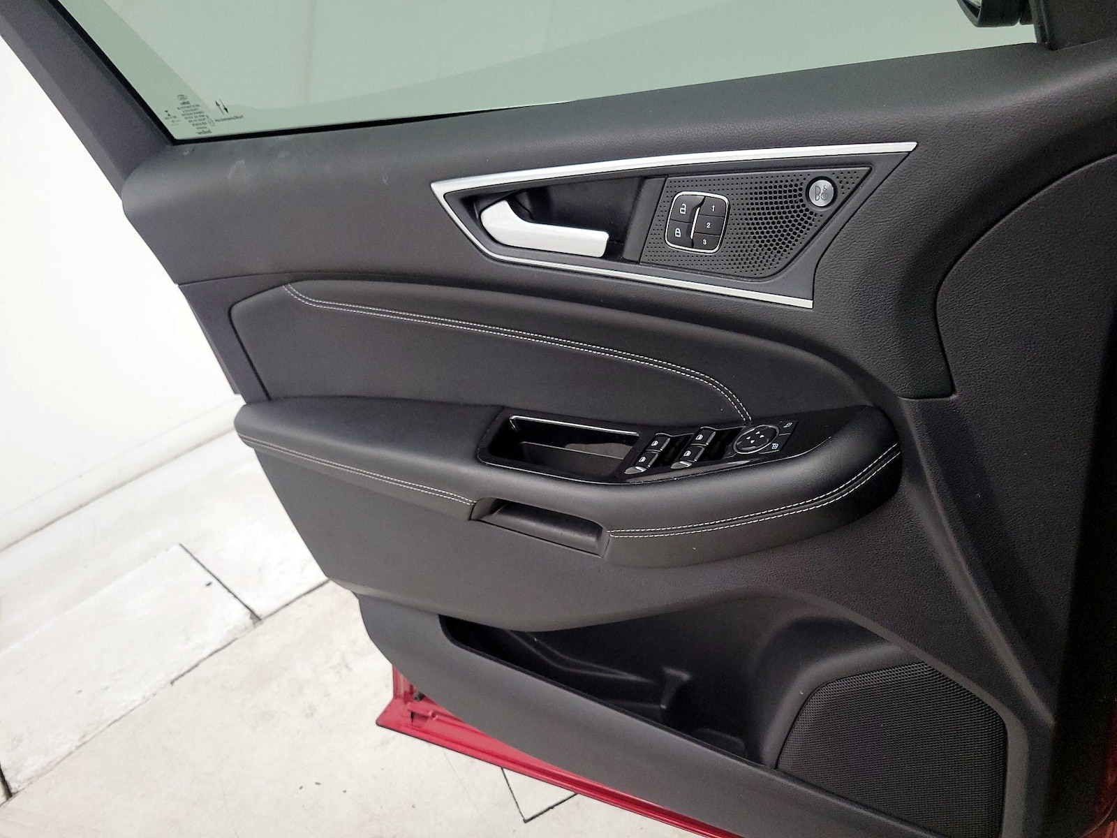 2020 Ford Edge Titanium - Photo 11