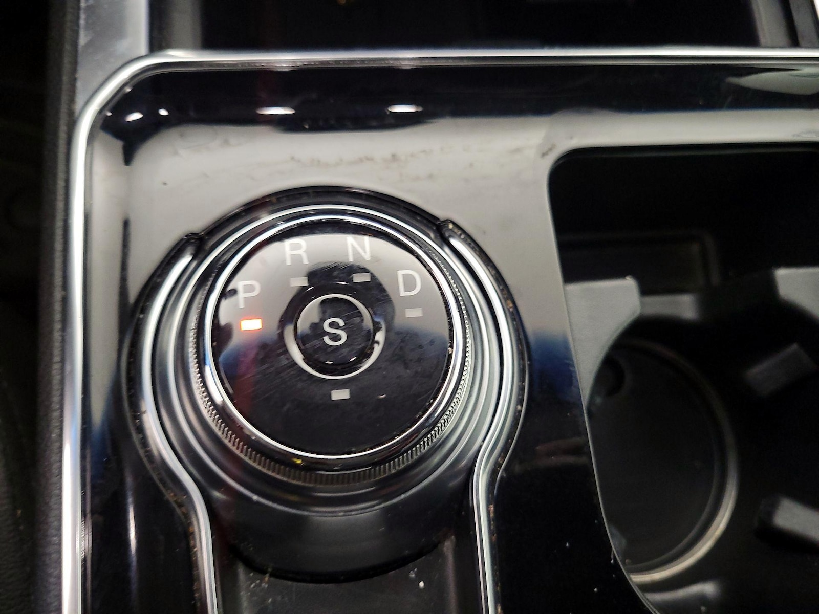 2020 Ford Edge Titanium - Photo 16