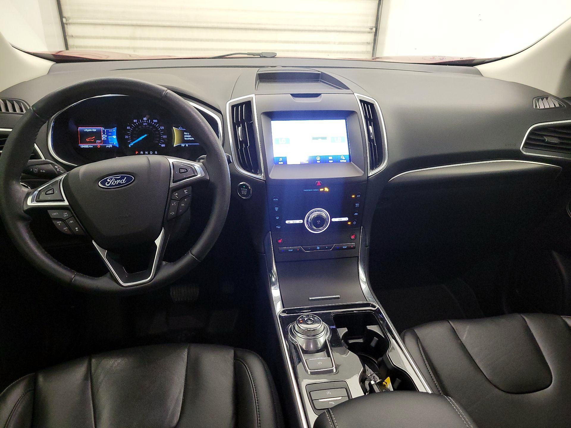 Thumbnail: 2020 Ford Edge - 8