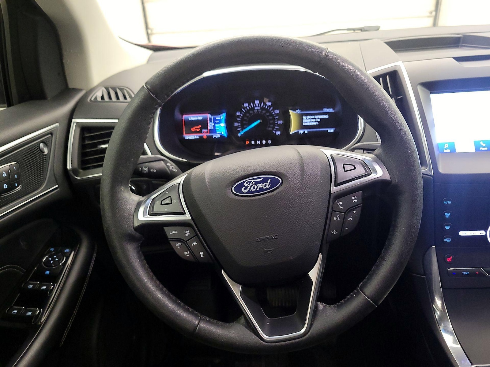 2020 Ford Edge Titanium - Photo 9
