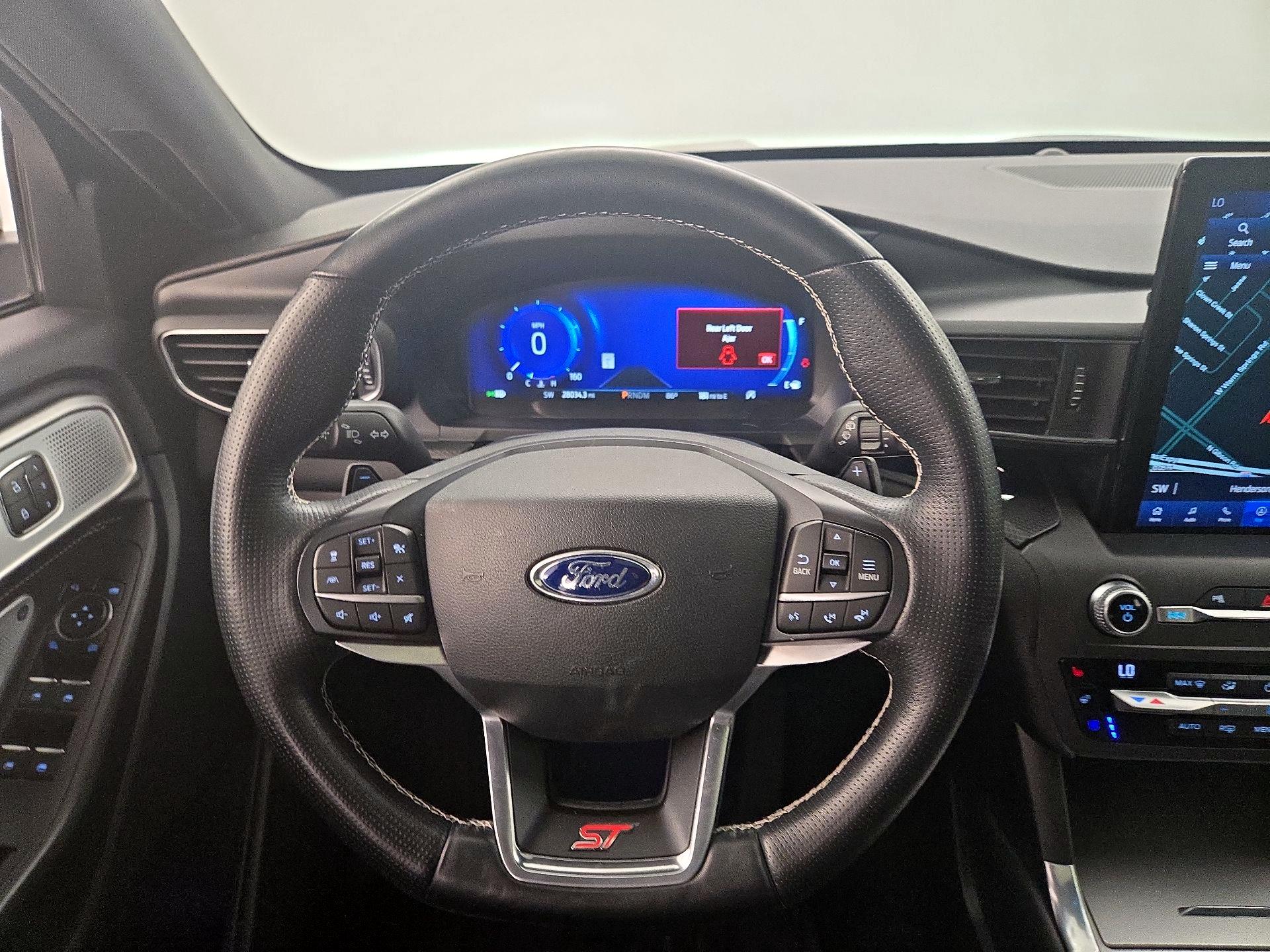 Thumbnail: 2020 Ford Explorer - 10