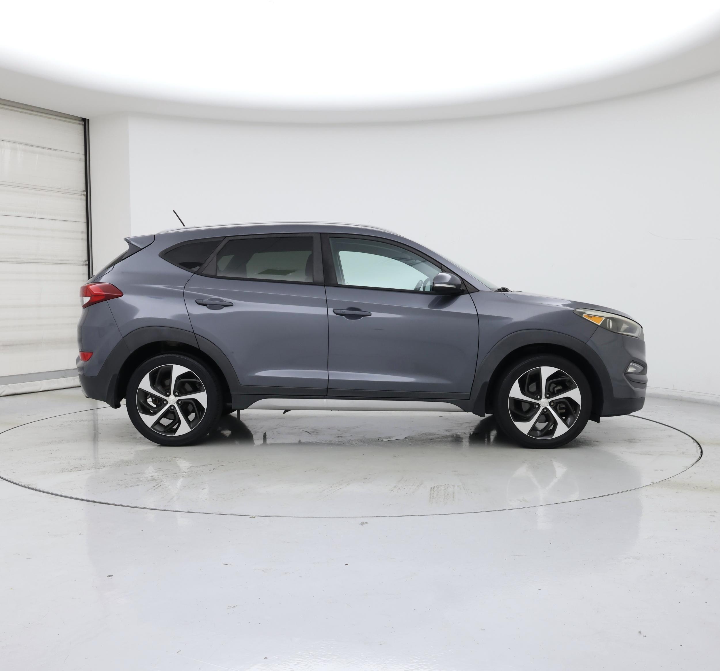Thumbnail: 2017 Hyundai Tucson - 7