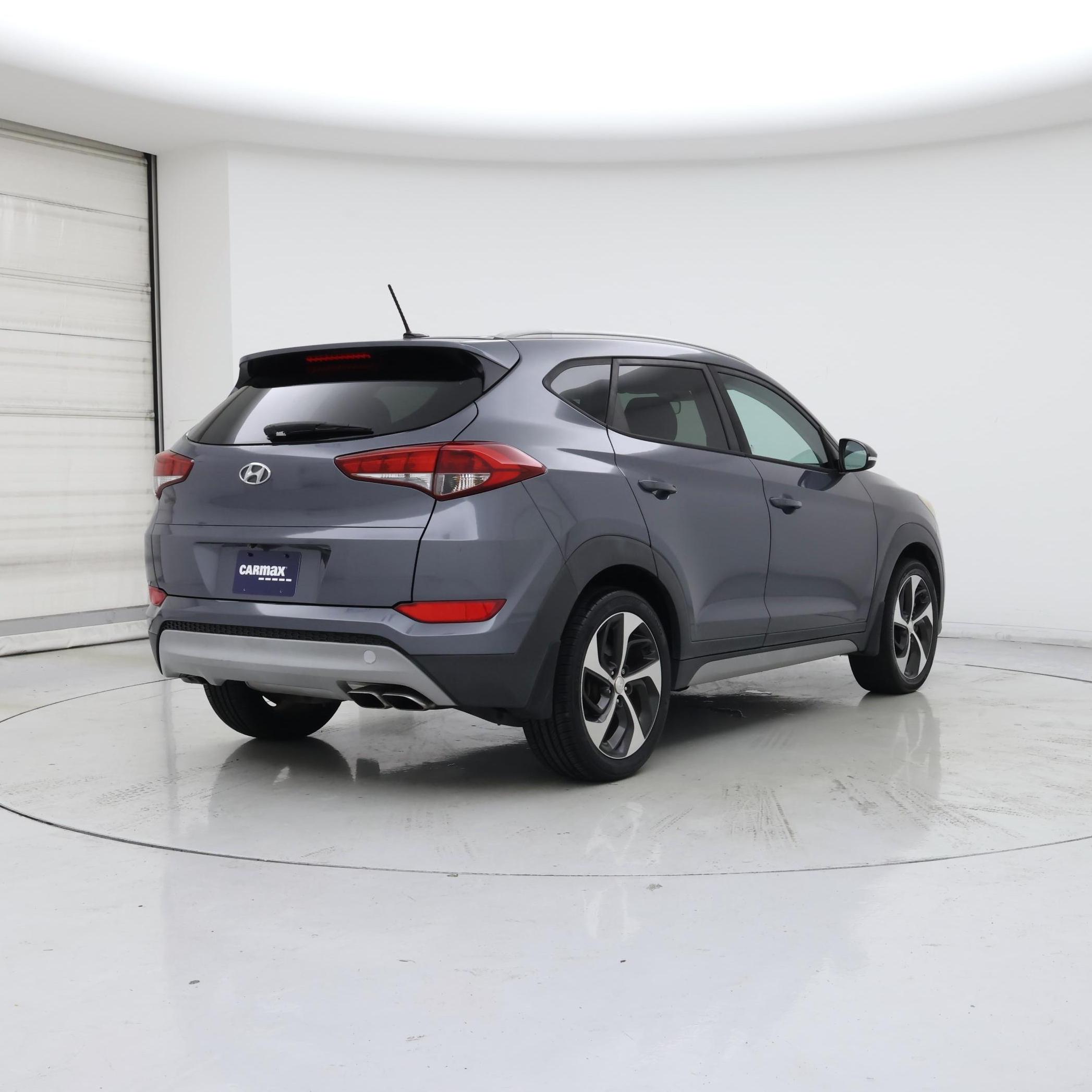 Thumbnail: 2017 Hyundai Tucson - 8