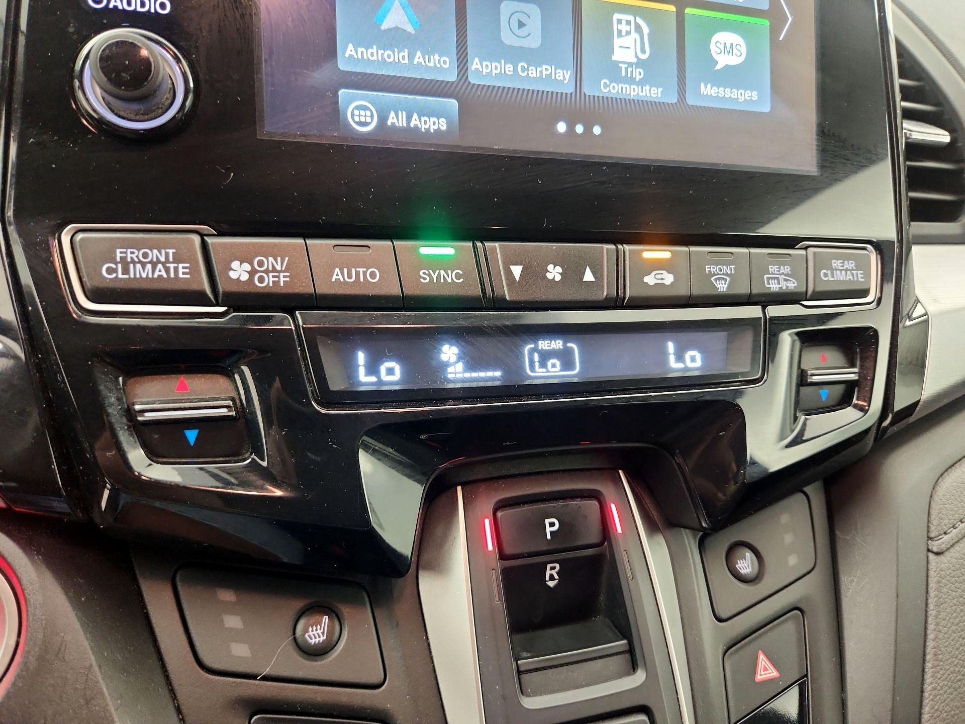 Thumbnail: 2019 Honda Odyssey - 16