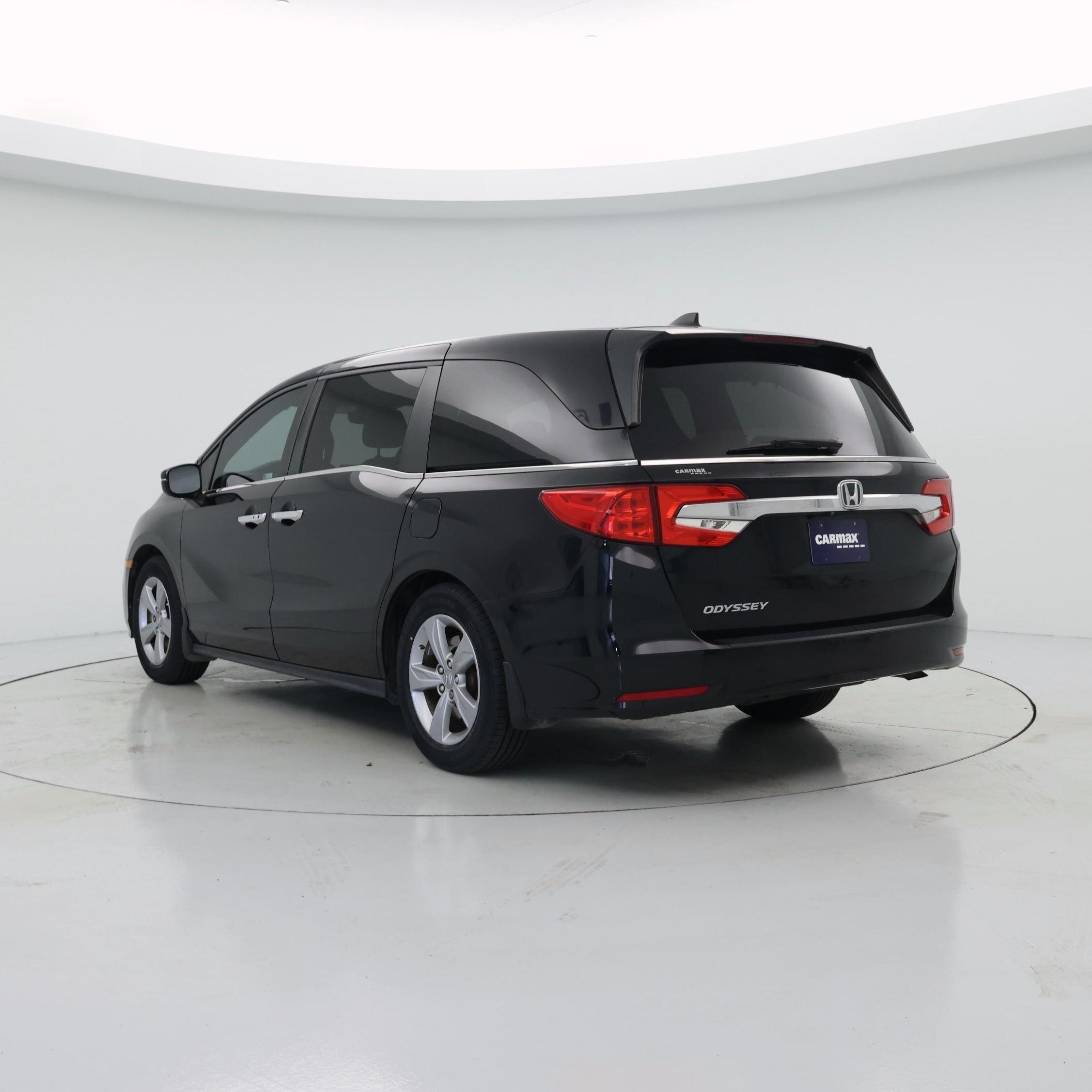 Thumbnail: 2019 Honda Odyssey - 2