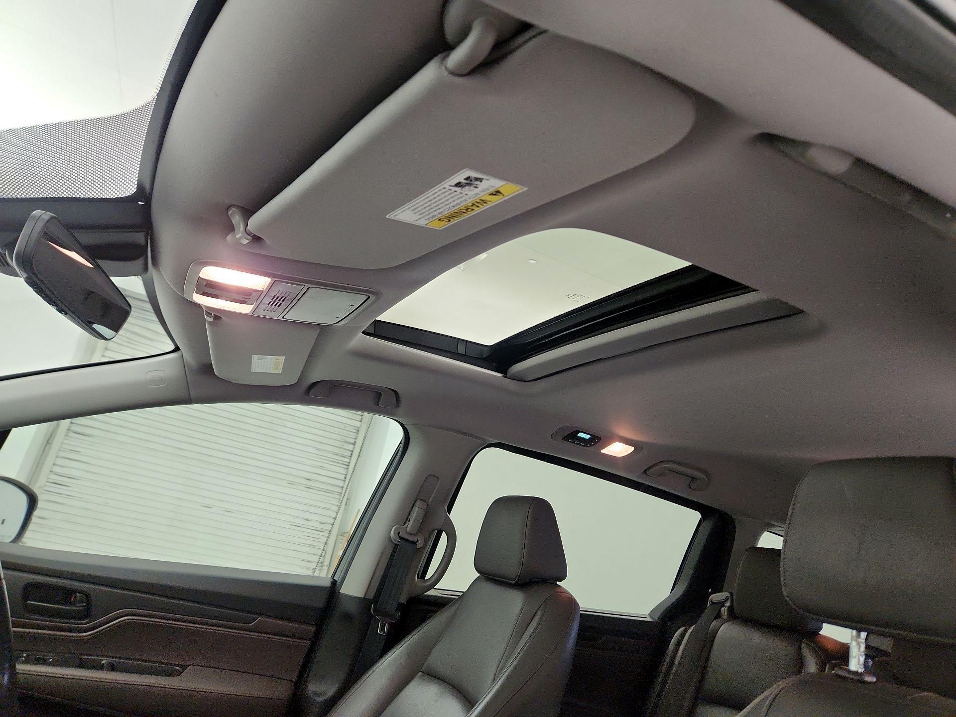 Thumbnail: 2019 Honda Odyssey - 19
