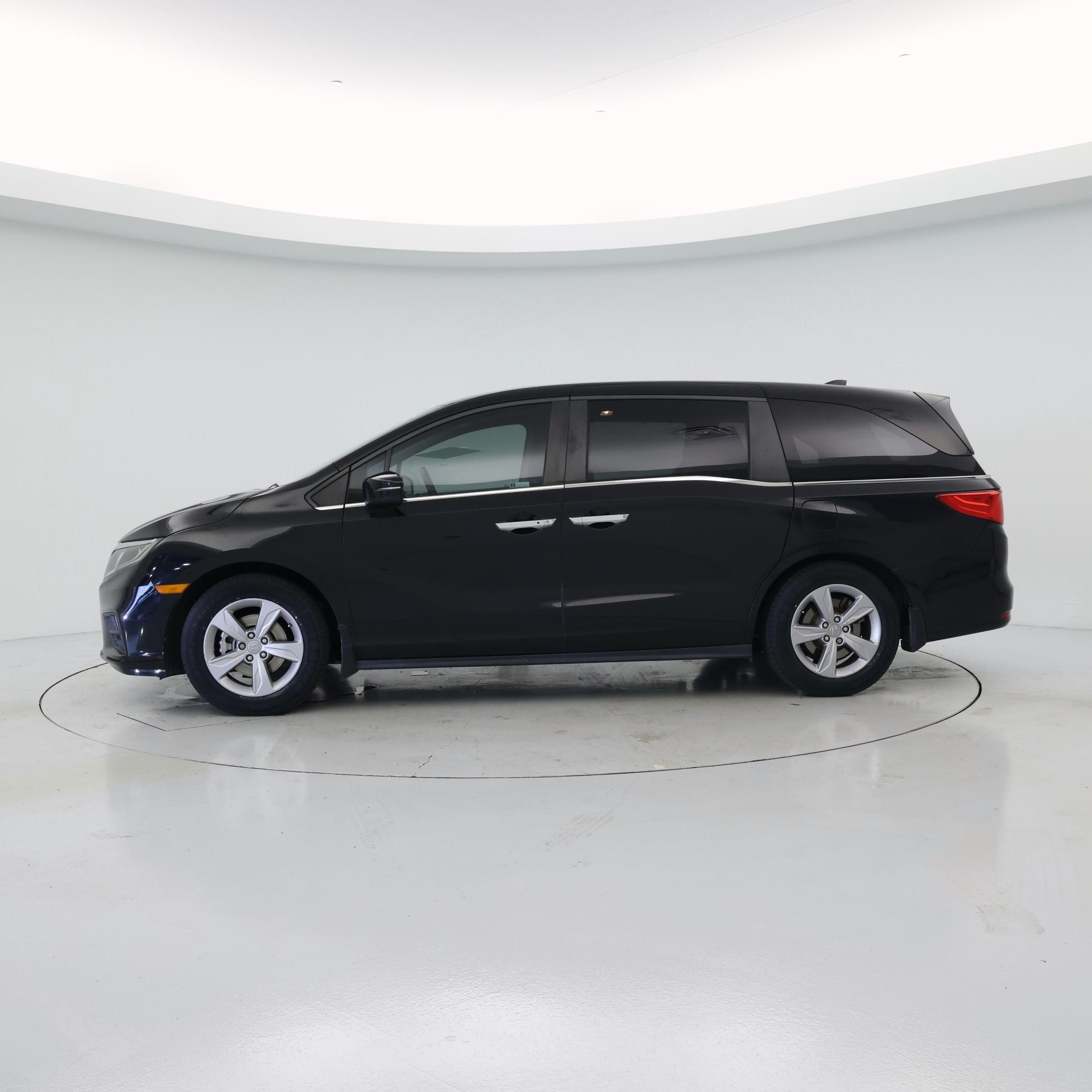 Thumbnail: 2019 Honda Odyssey - 3