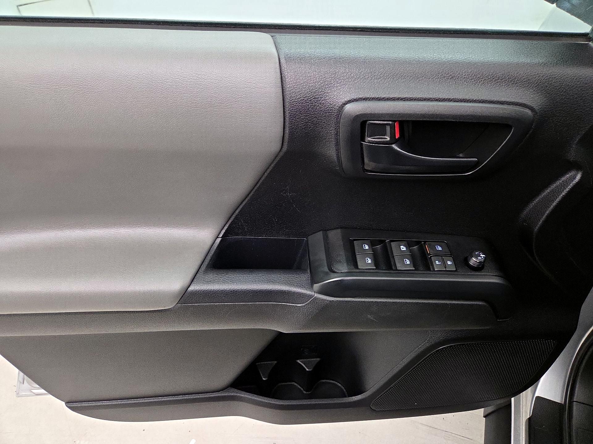Thumbnail: 2023 Toyota Tacoma - 12