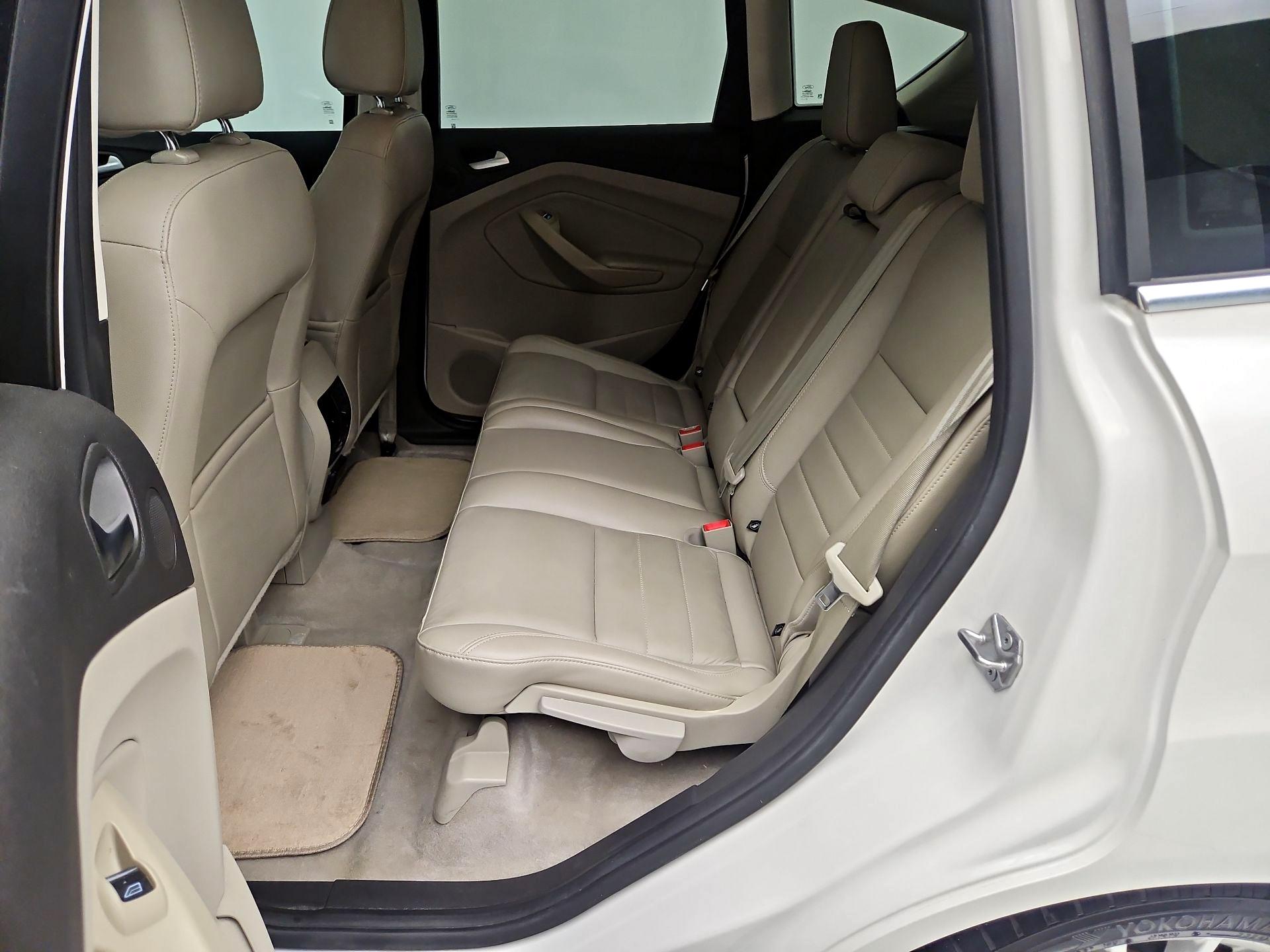 Thumbnail: 2014 Ford C-Max - 19