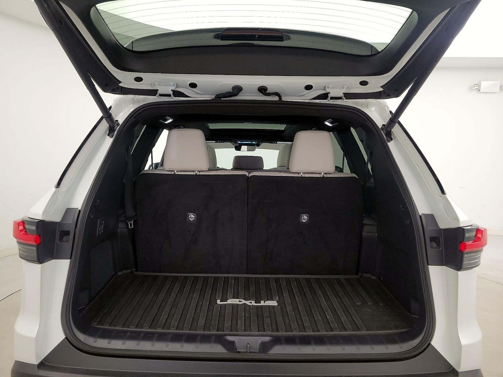 2025 Lexus TX Premium - Photo 23