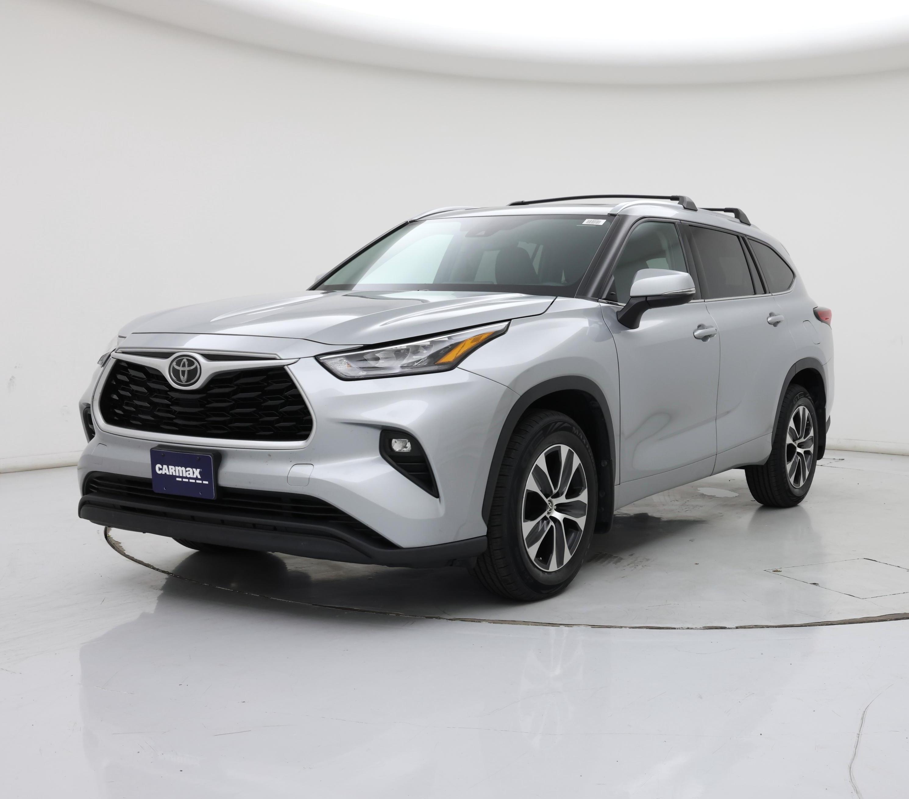 Thumbnail: 2020 Toyota Highlander - 4