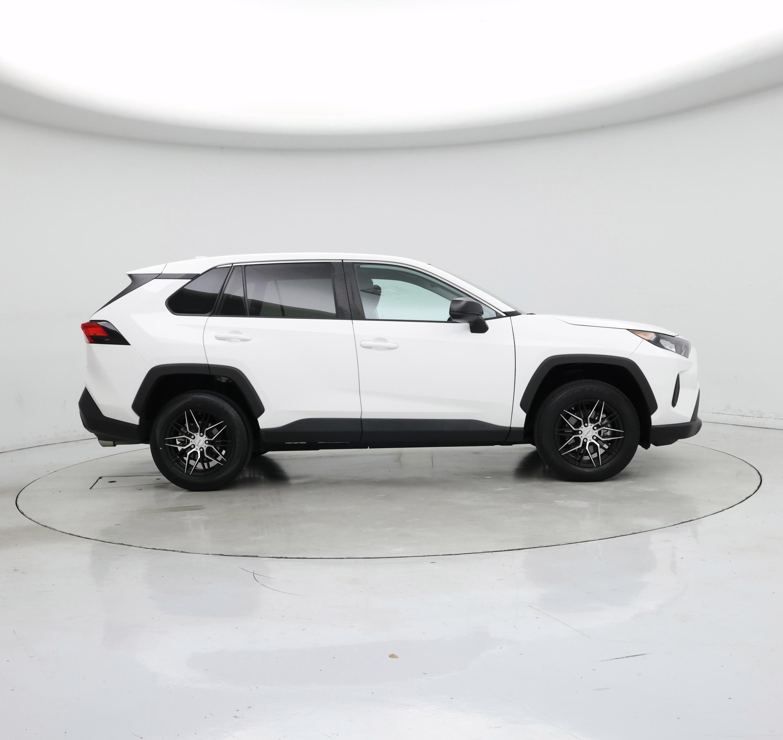 Thumbnail: 2022 Toyota RAV4 - 7