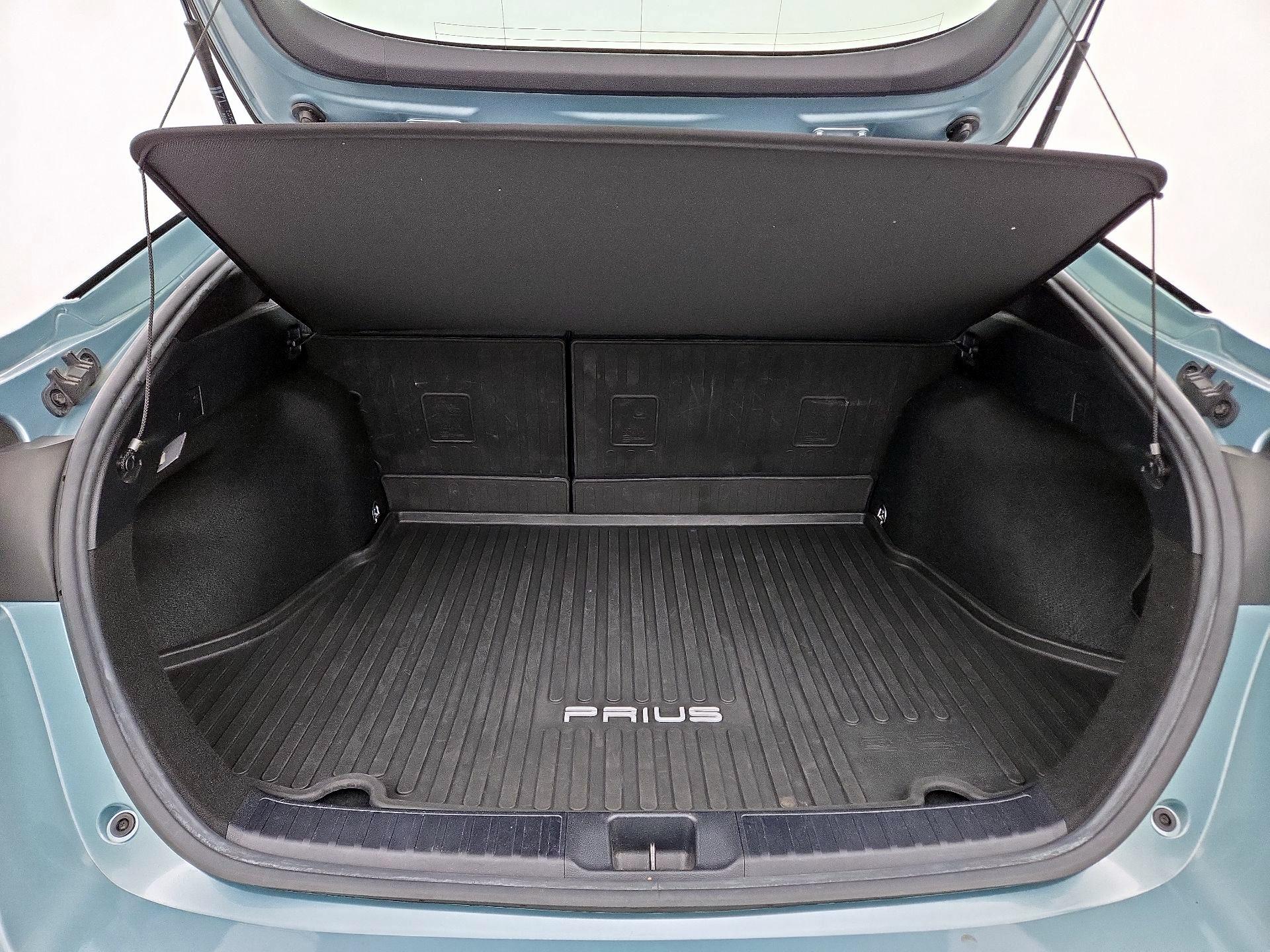 Thumbnail: 2016 Toyota Prius - 19