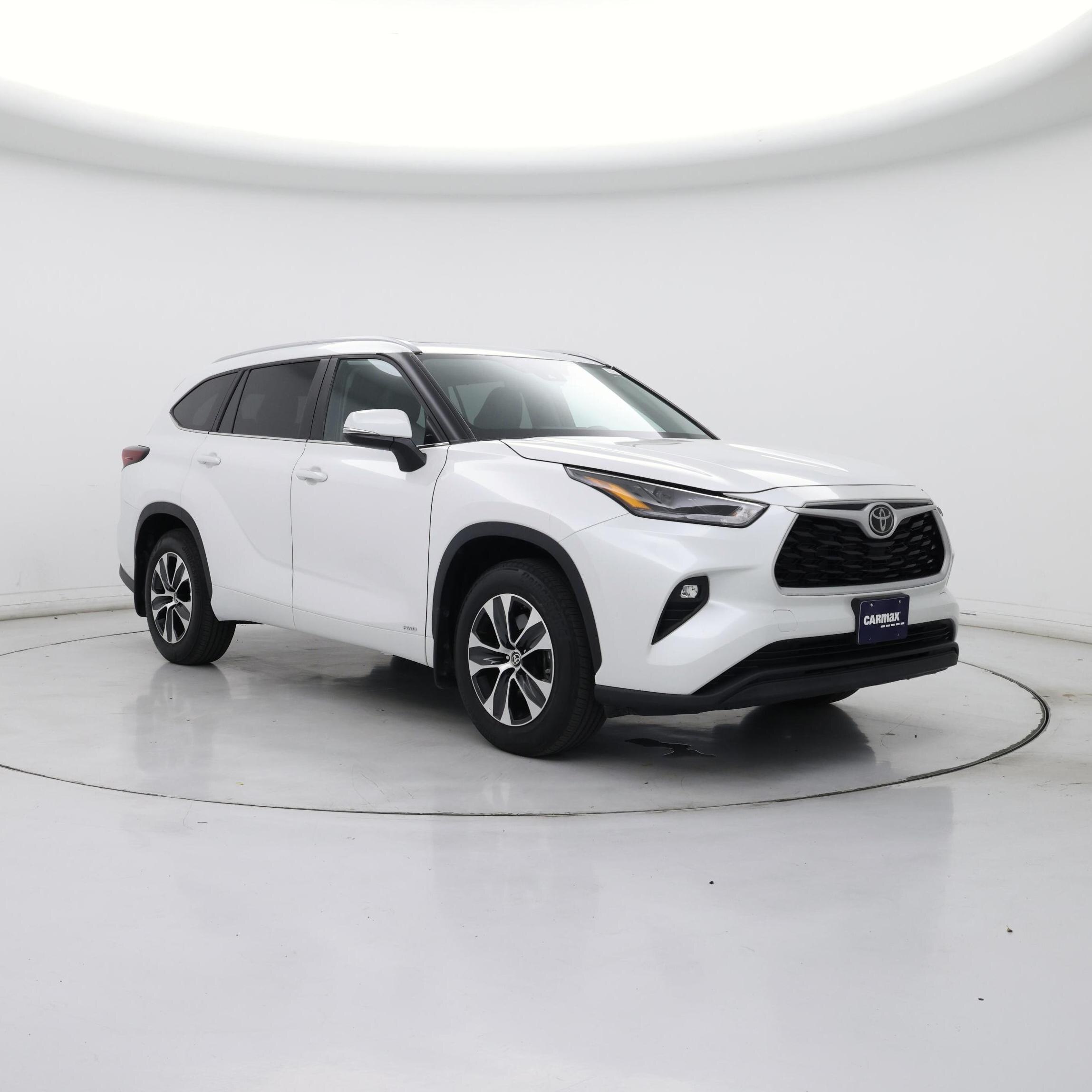 White 2025 Toyota Highlander Hybrid SUV / Crossover All-Wheel Drive Automatic