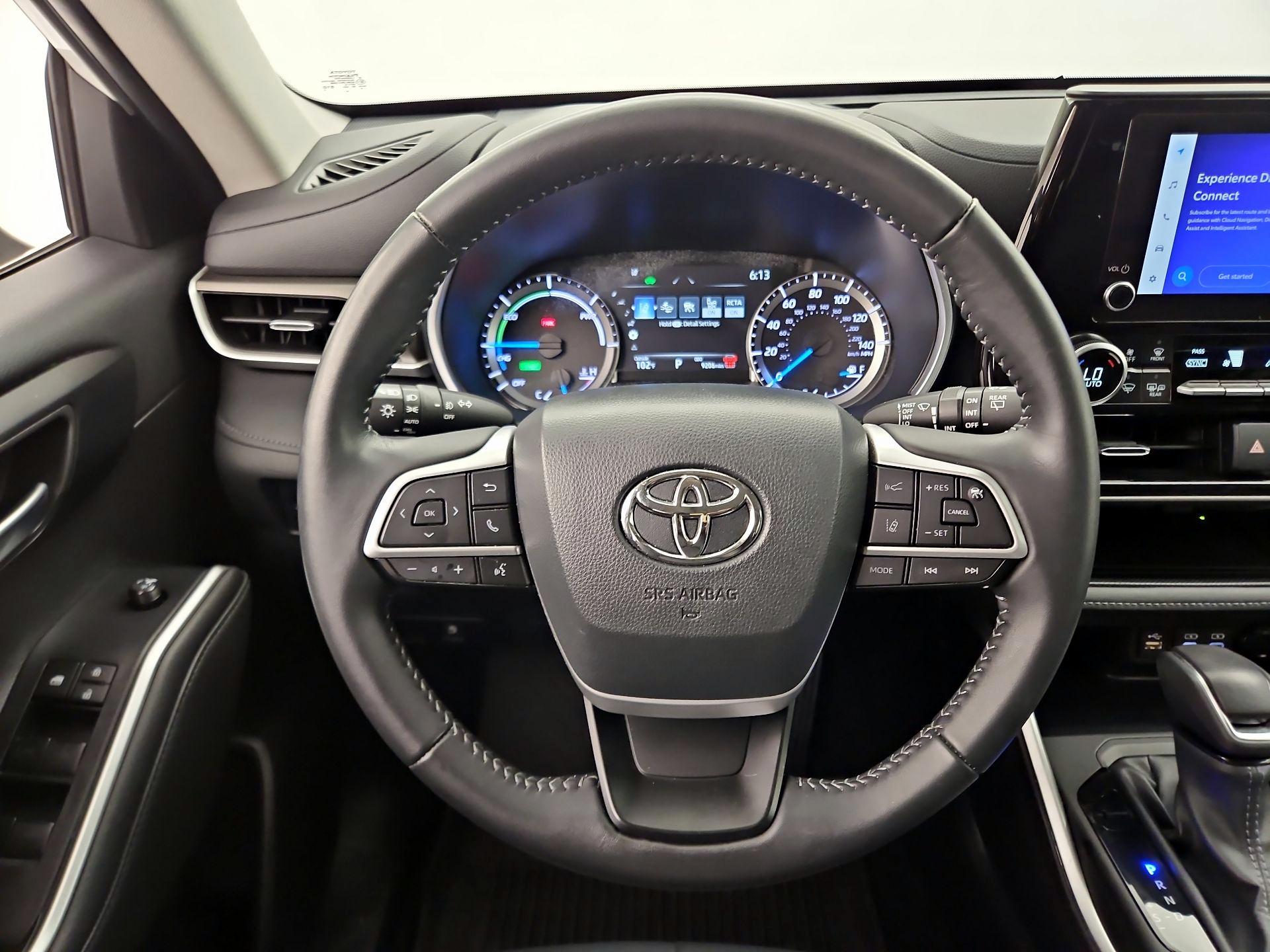 Thumbnail: 2025 Toyota Highlander - 10