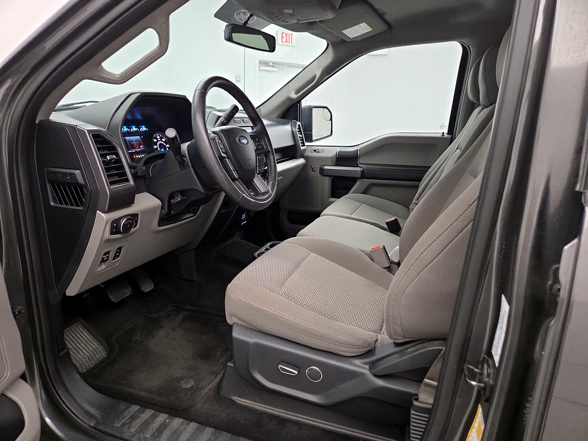 Thumbnail: 2017 Ford F-150 - 11