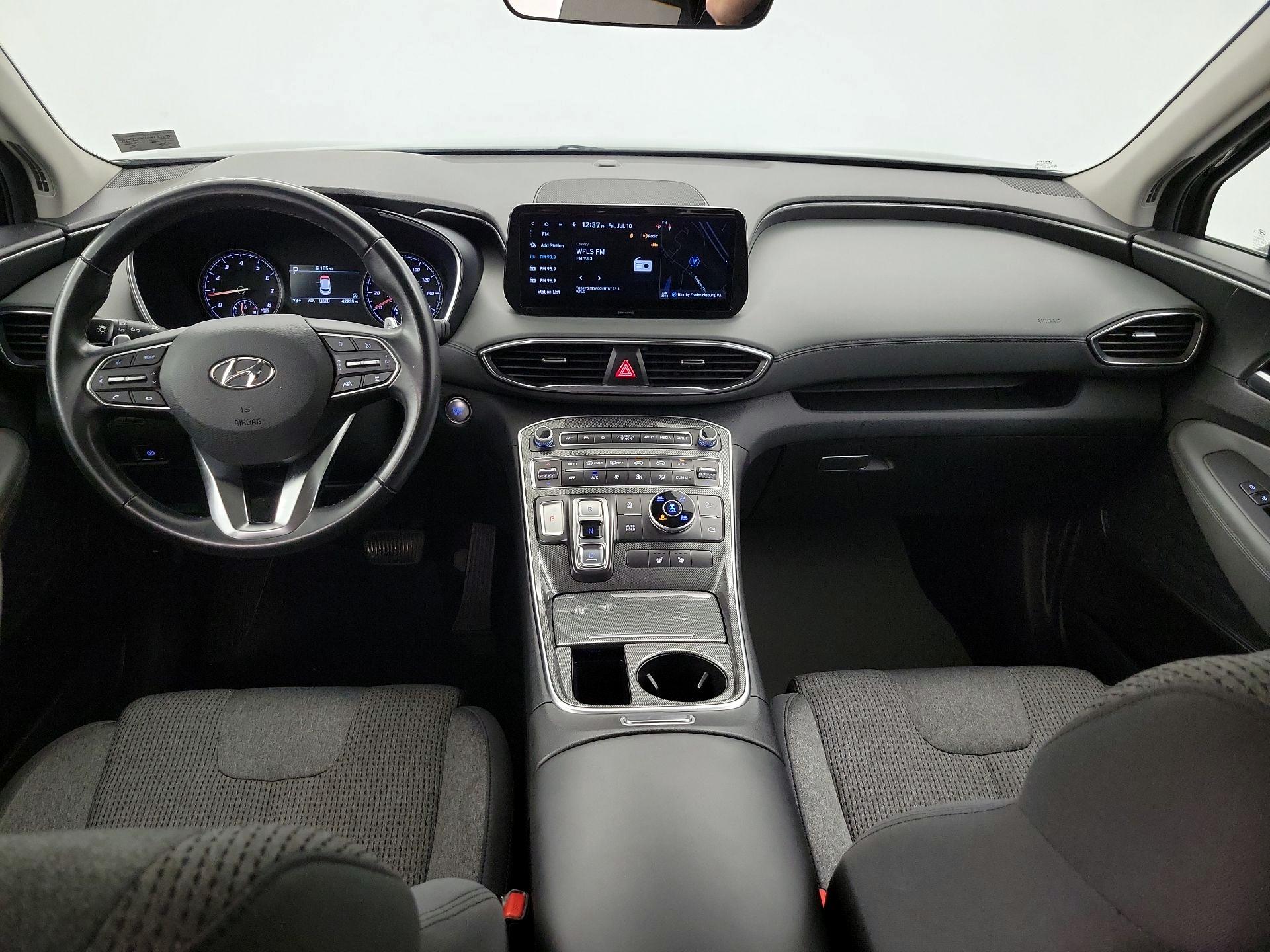 Thumbnail: 2023 Hyundai Santa Fe - 9
