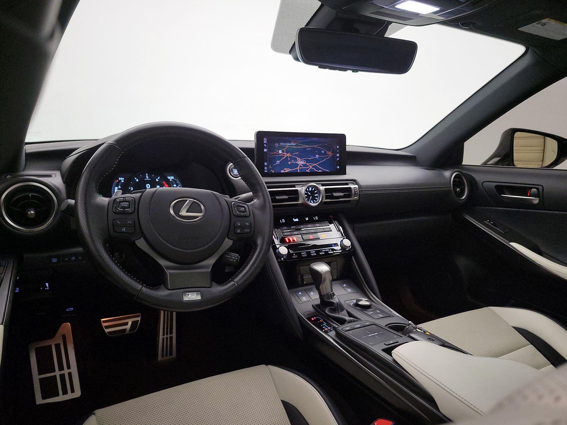 Thumbnail: 2022 Lexus IS - 9