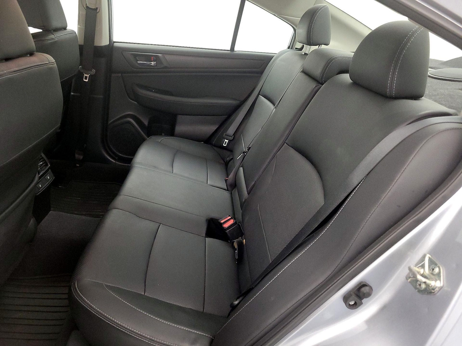 2017 Subaru Legacy Limited - Photo 21